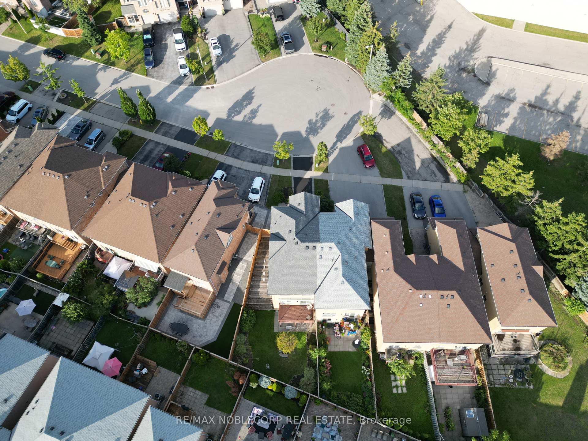 Photo 57 of 28 Opera Place, Vaughan, East Woodbridge — HOMEH