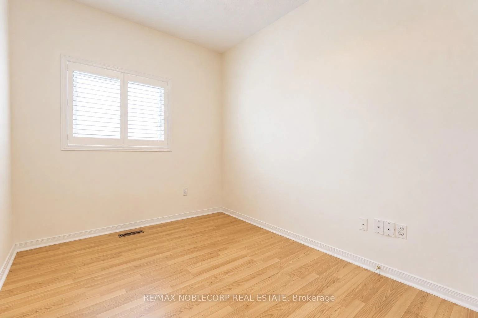 Photo 44 of 28 Opera Place, Vaughan, East Woodbridge — HOMEH