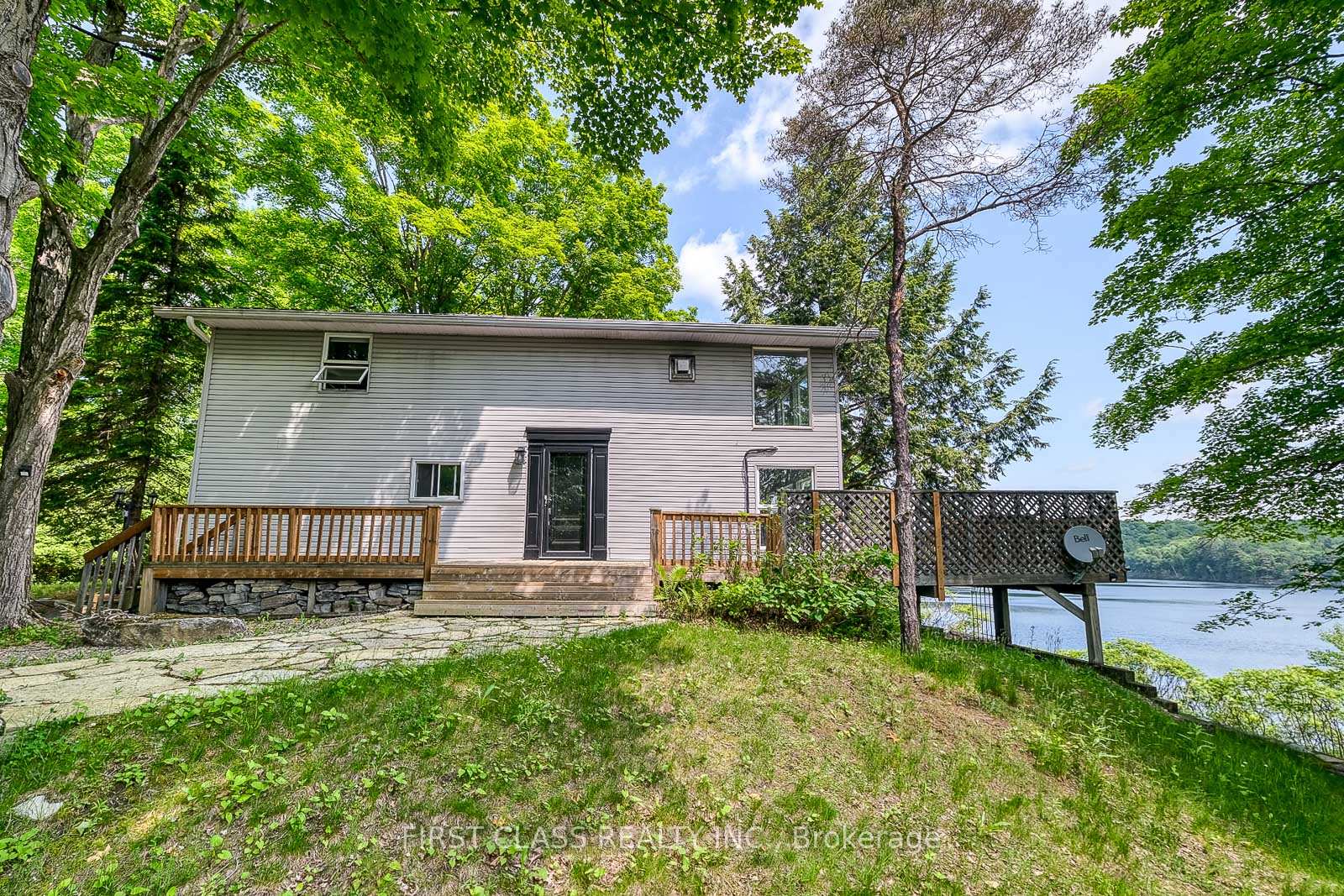 Photo 2 of 312A Henry Lane, Frontenac, Frontenac South — HOMEH
