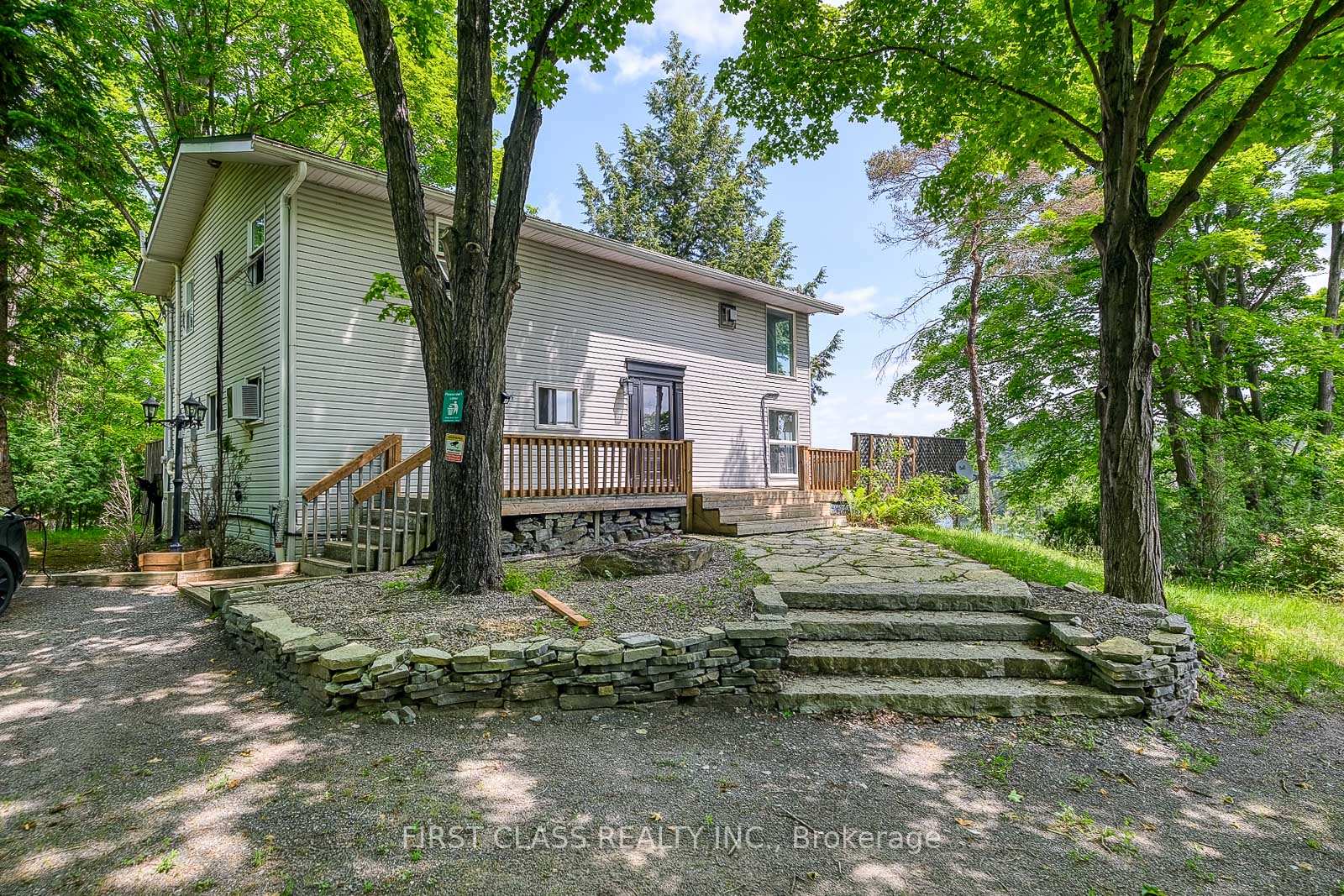Photo 3 of 312A Henry Lane, Frontenac, Frontenac South — HOMEH