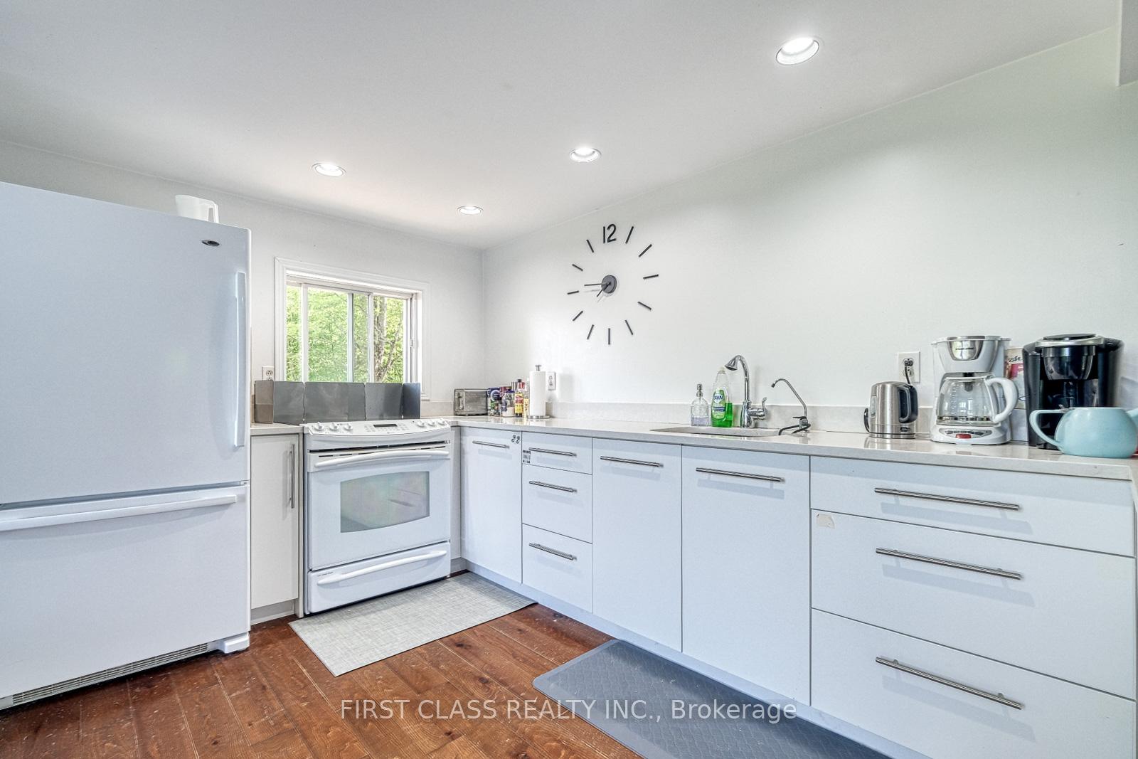 Photo 13 of 312A Henry Lane, Frontenac, Frontenac South — HOMEH