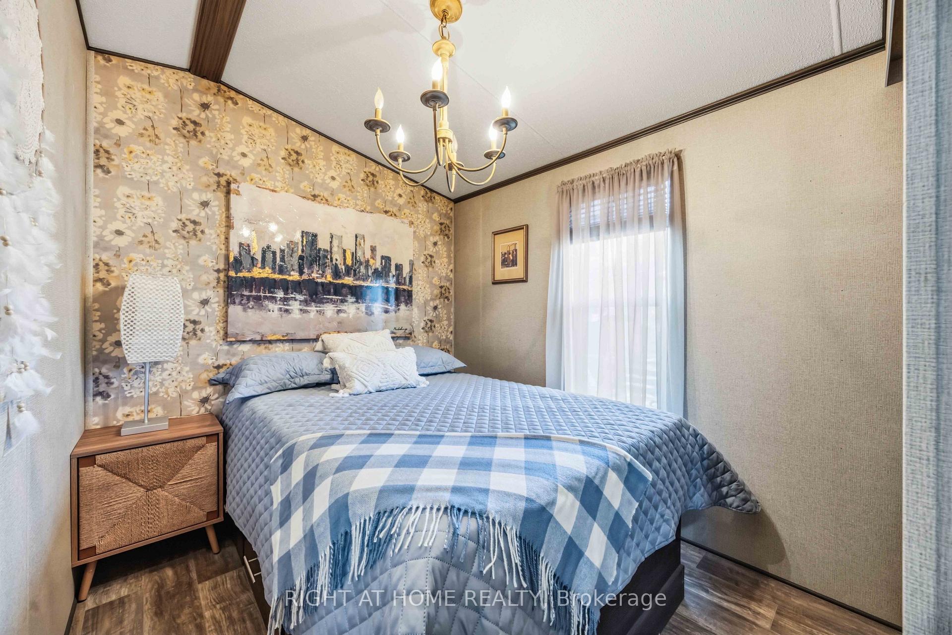 Photo 26 of Unit 13, 2891 Old Lakeshore Road, Sarnia — HOMEH