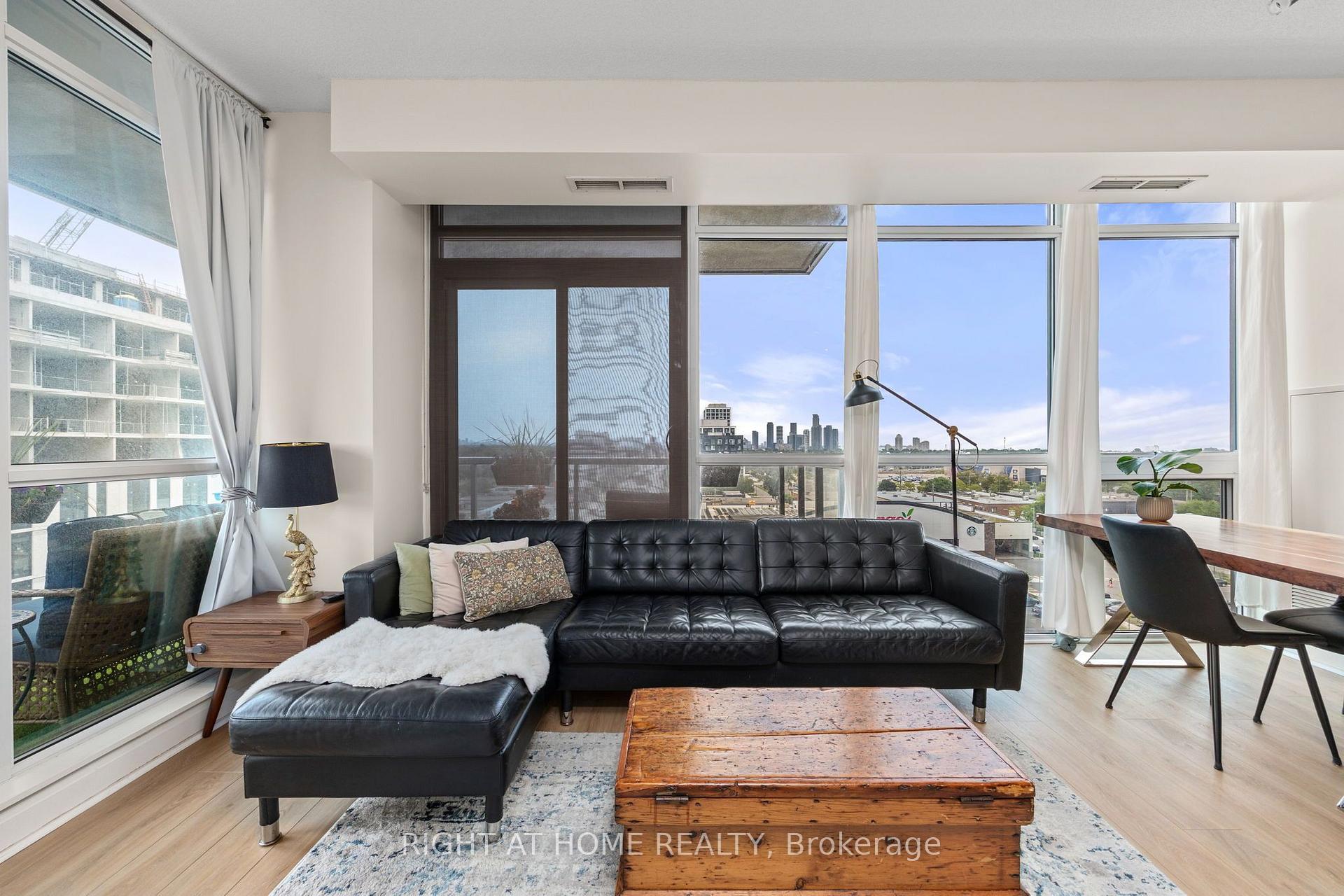 Photo 7 of Unit 815, 1185 The Queensway, Etobicoke, Islington-City Centre West — HOMEH