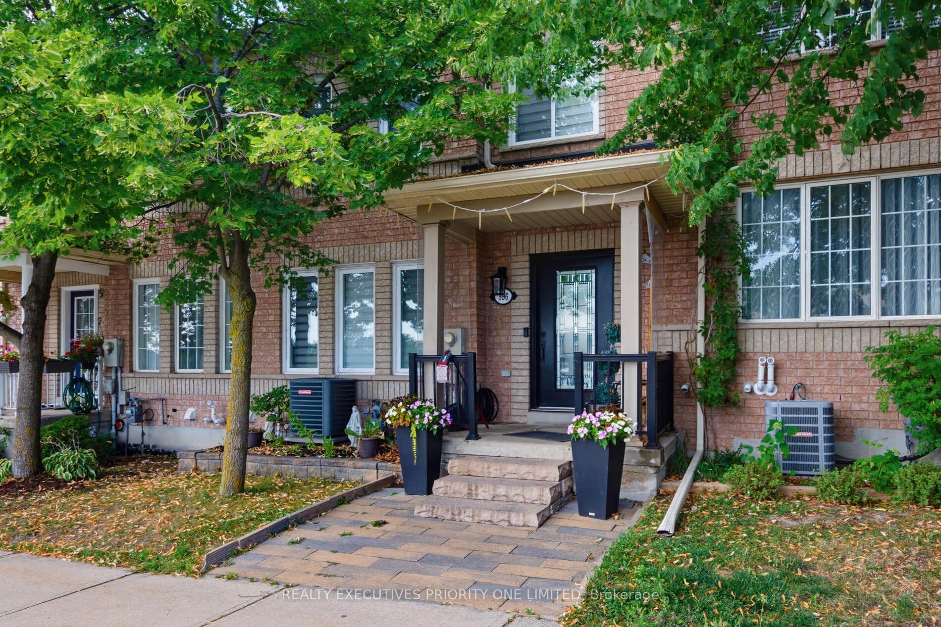 Front of 596 Napa Valley Avenue