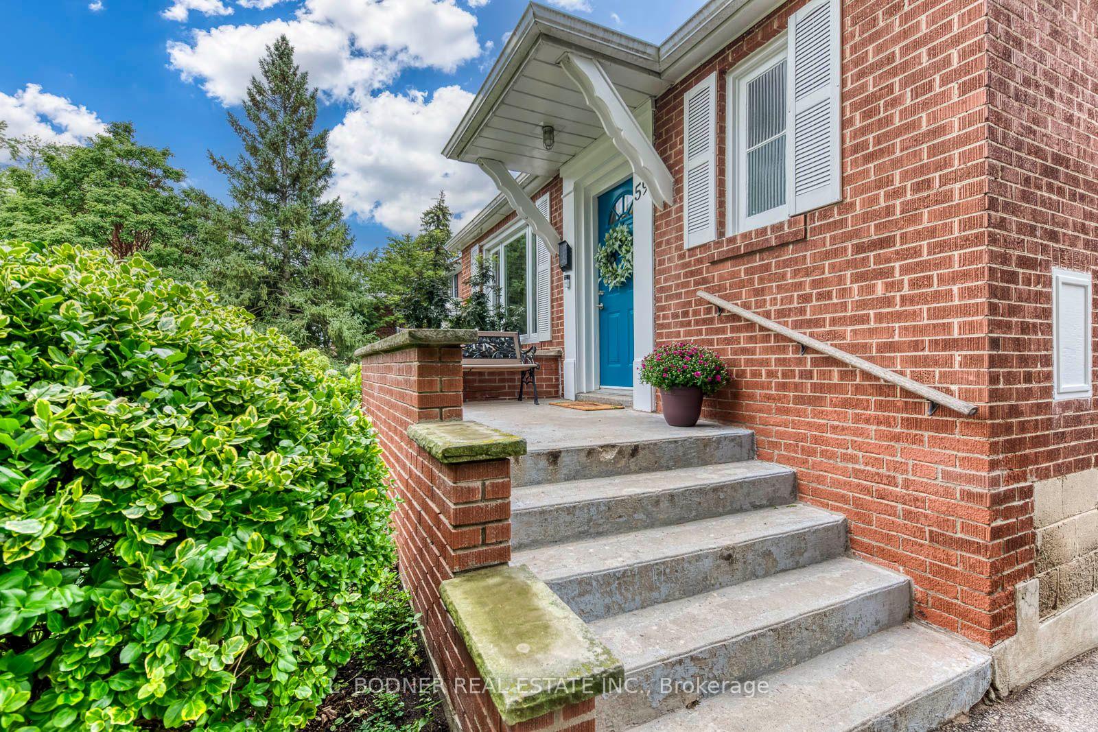 Photo 3 of 59 Queens Drive, North York, Weston — HOMEH