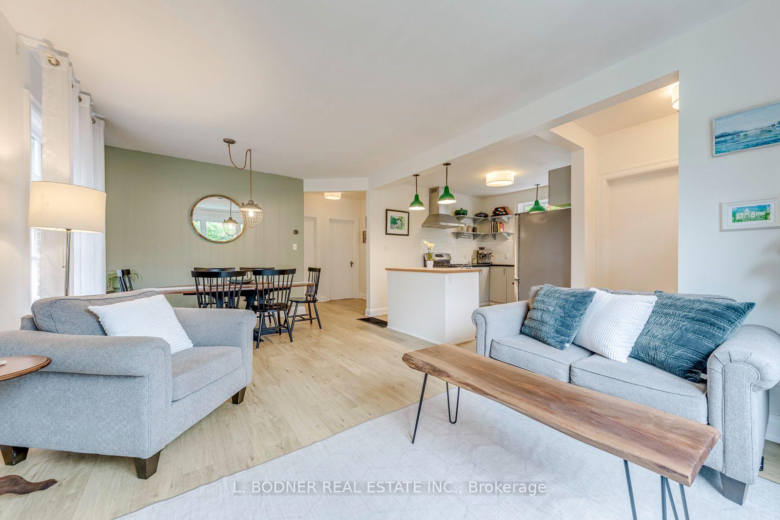 Photo 6 of 59 Queens Drive, North York, Weston — HOMEH