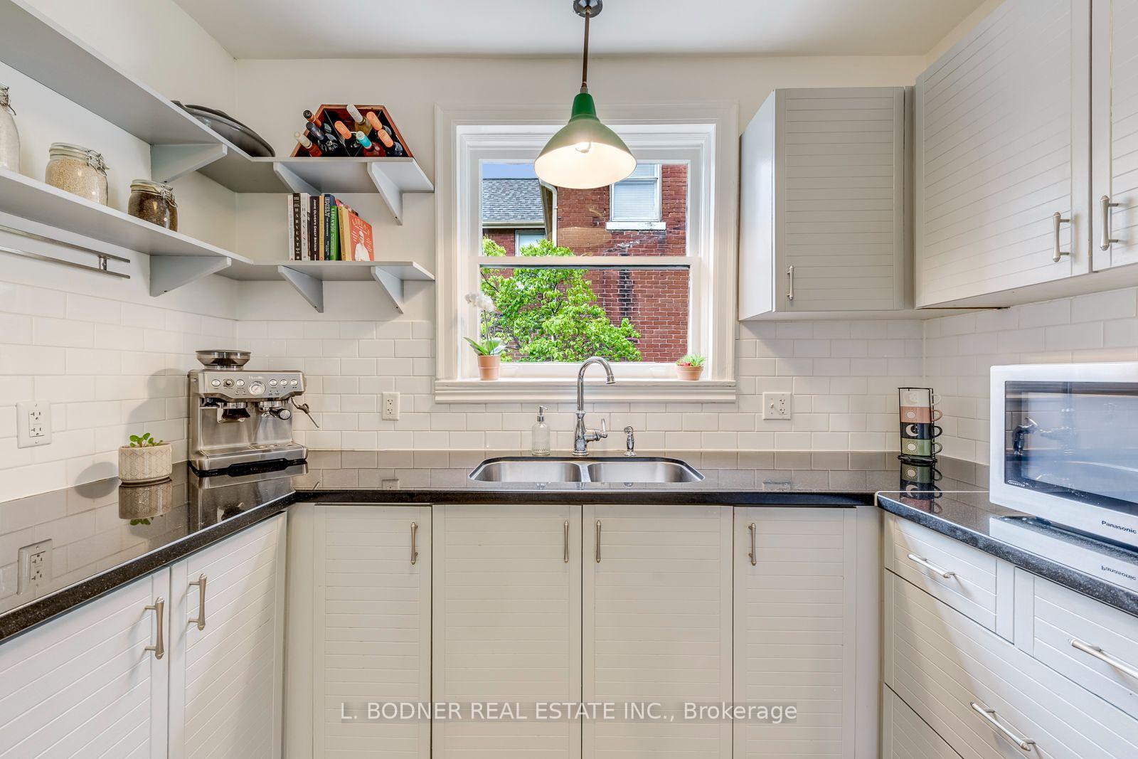 Photo 14 of 59 Queens Drive, North York, Weston — HOMEH