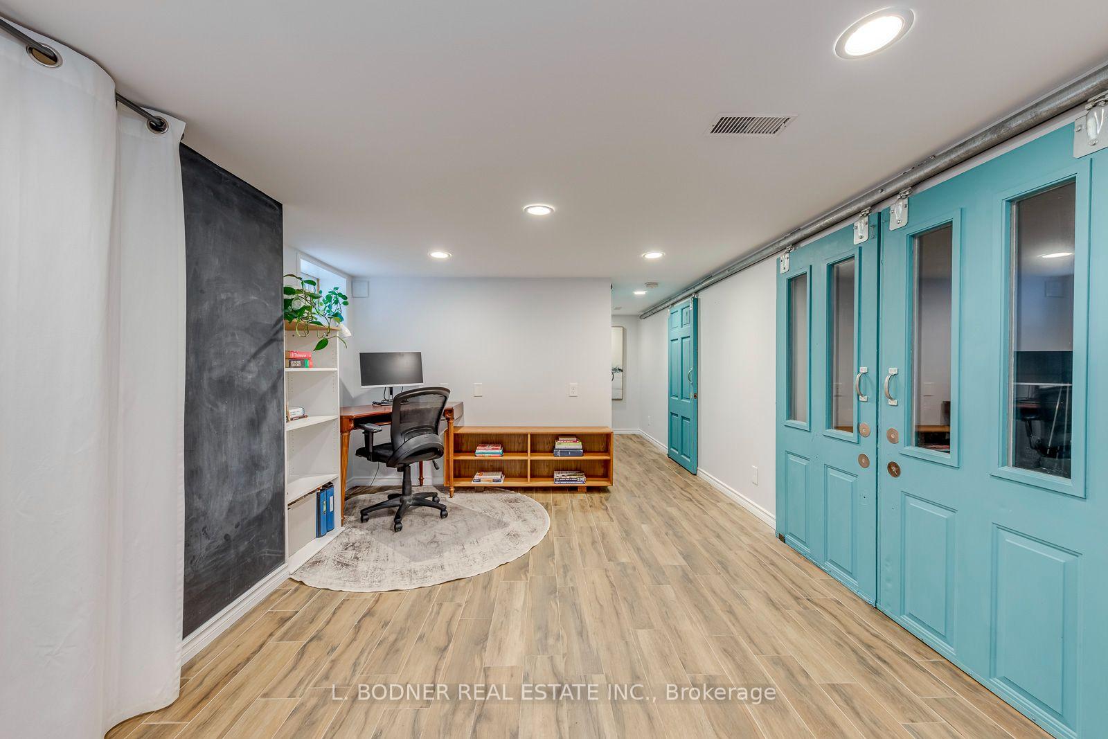 Photo 21 of 59 Queens Drive, North York, Weston — HOMEH