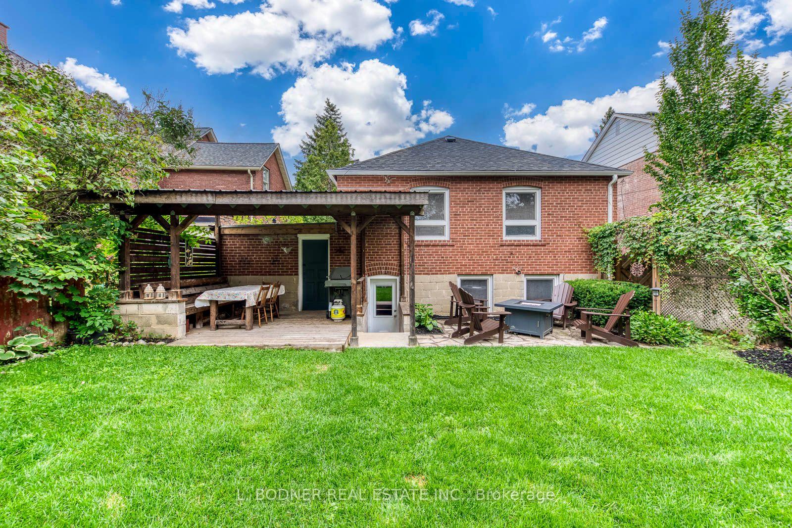 Photo 28 of 59 Queens Drive, North York, Weston — HOMEH