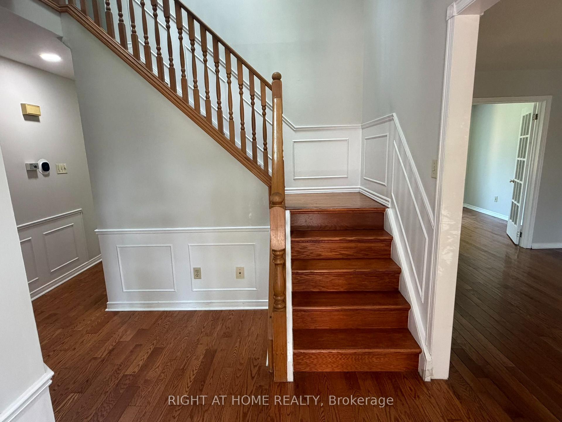 Photo 3 of 1004 Aldersbrook Road, London, North I — HOMEH