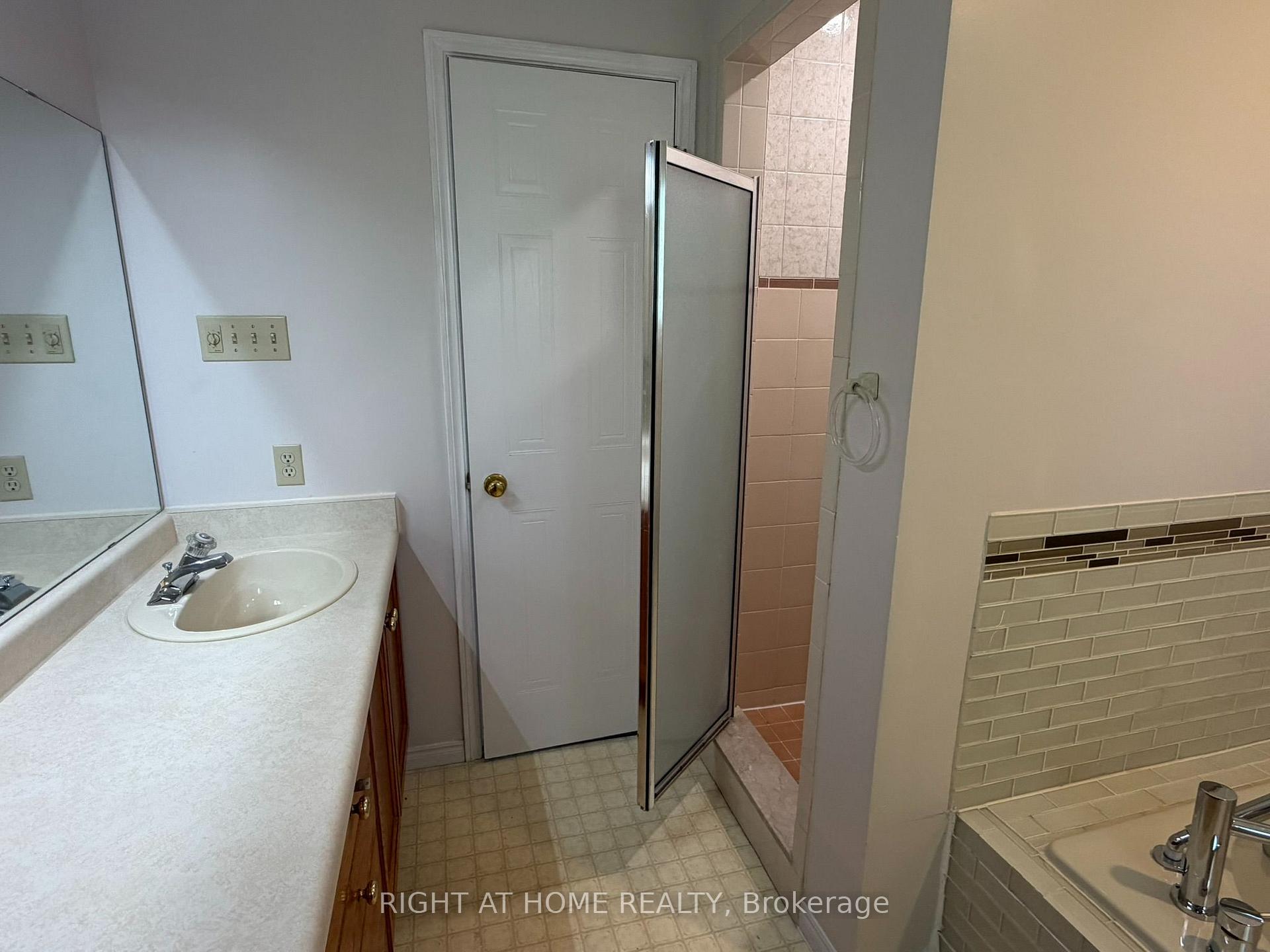 Photo 35 of 1004 Aldersbrook Road, London, North I — HOMEH
