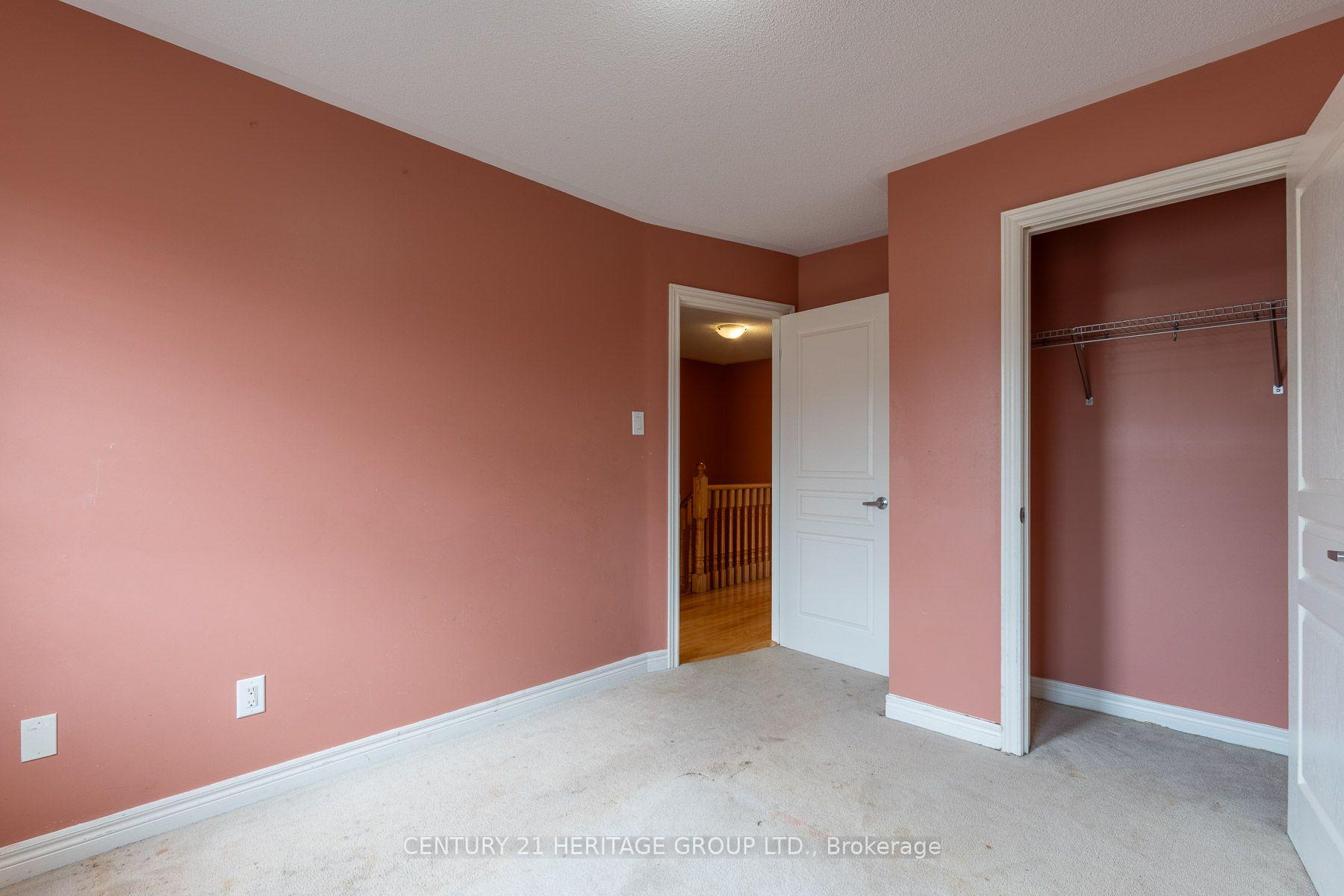 Photo 15 of 11 Pendulum Circle, Brampton, Sandringham-Wellington — HOMEH