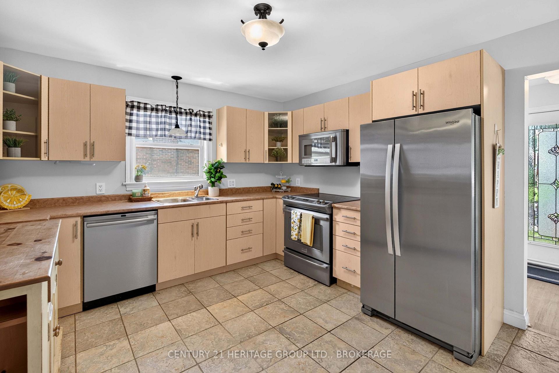 Photo 13 of 189 Westdale Avenue, Kingston, Central City East — HOMEH