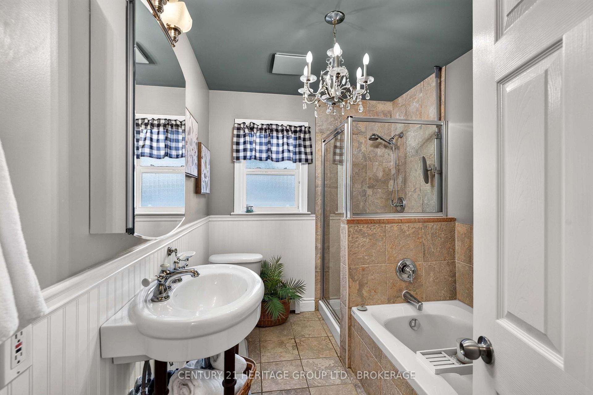 Photo 16 of 189 Westdale Avenue, Kingston, Central City East — HOMEH