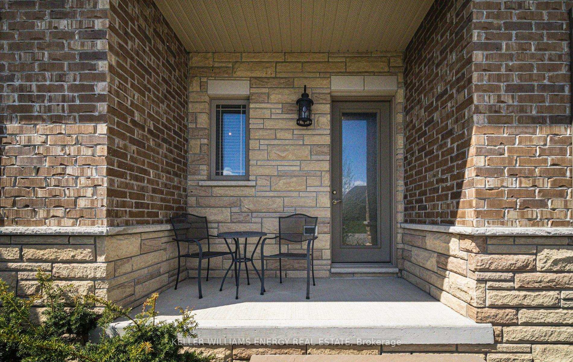 Photo 11 of 53 Lionel Byam Drive, Clarington, Rural Clarington — HOMEH