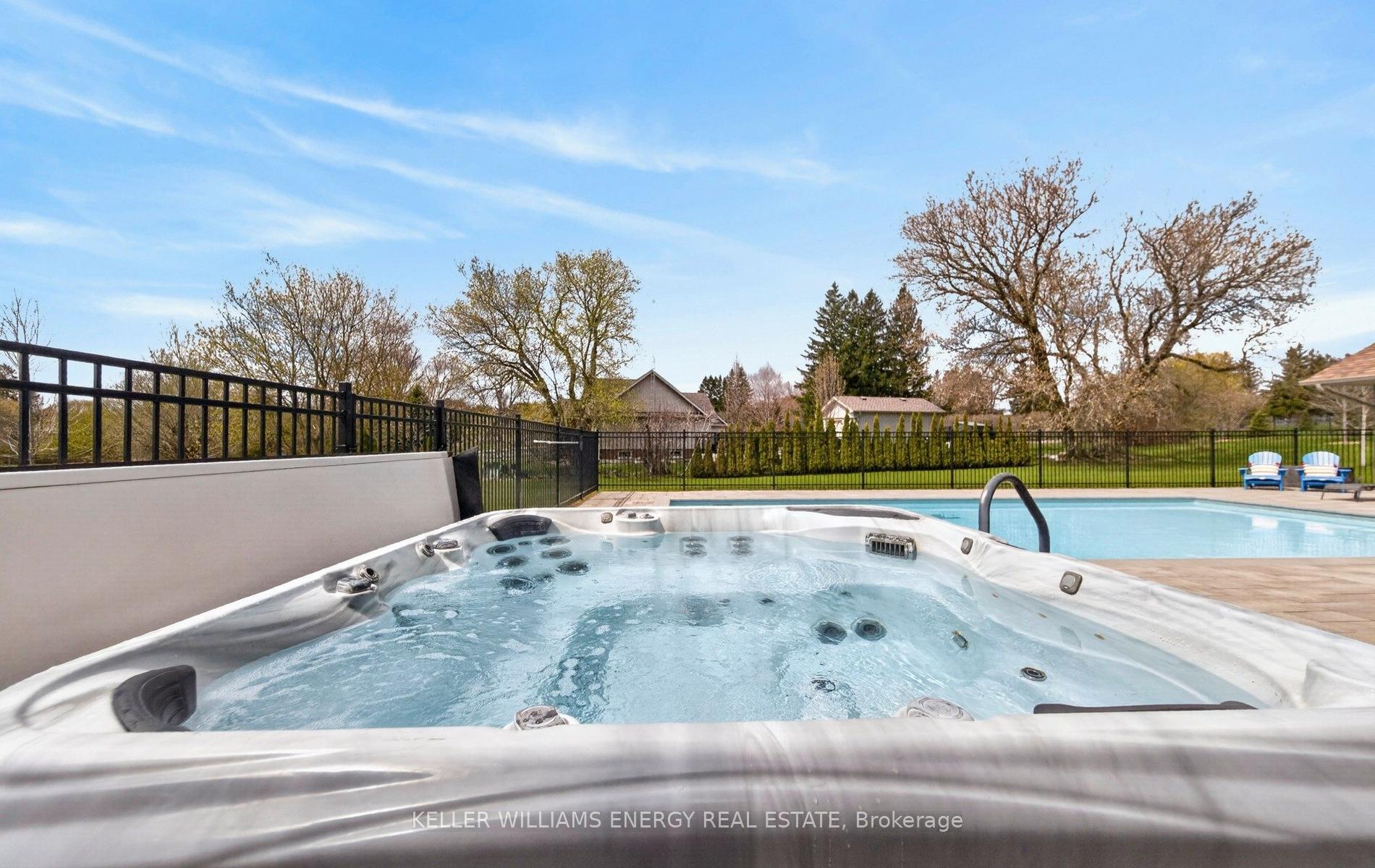 Photo 15 of 53 Lionel Byam Drive, Clarington, Rural Clarington — HOMEH