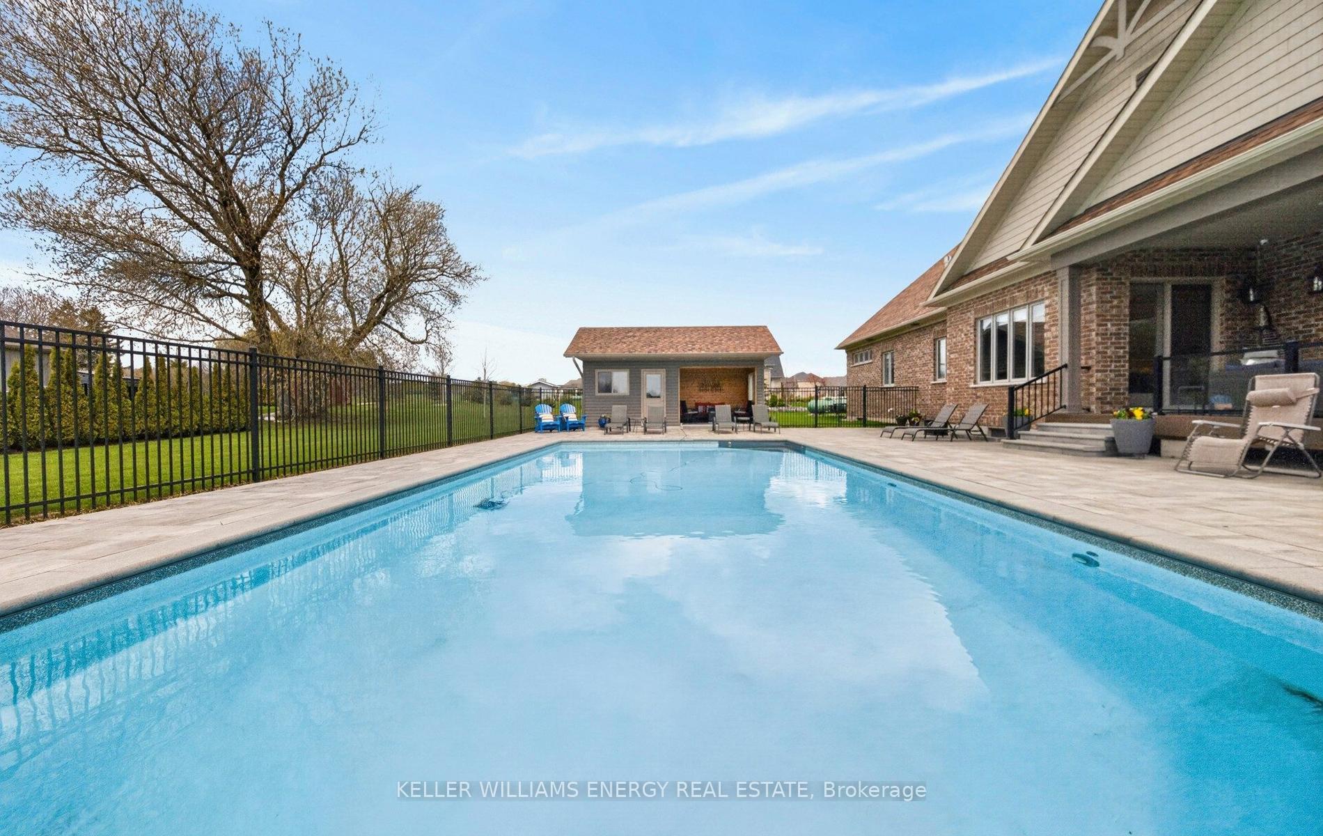 Photo 16 of 53 Lionel Byam Drive, Clarington, Rural Clarington — HOMEH