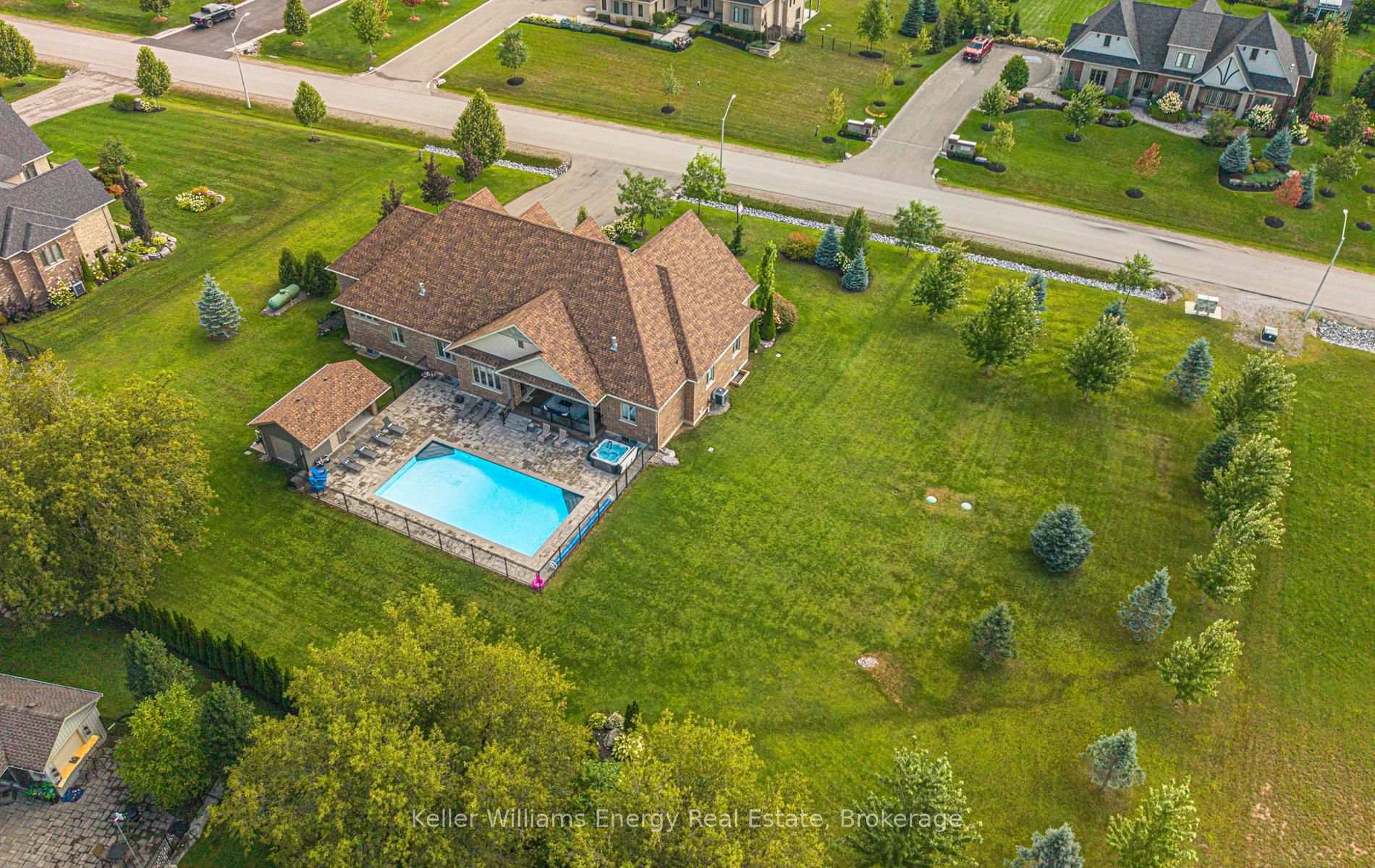 Photo 6 of 53 Lionel Byam Drive, Clarington, Rural Clarington — HOMEH