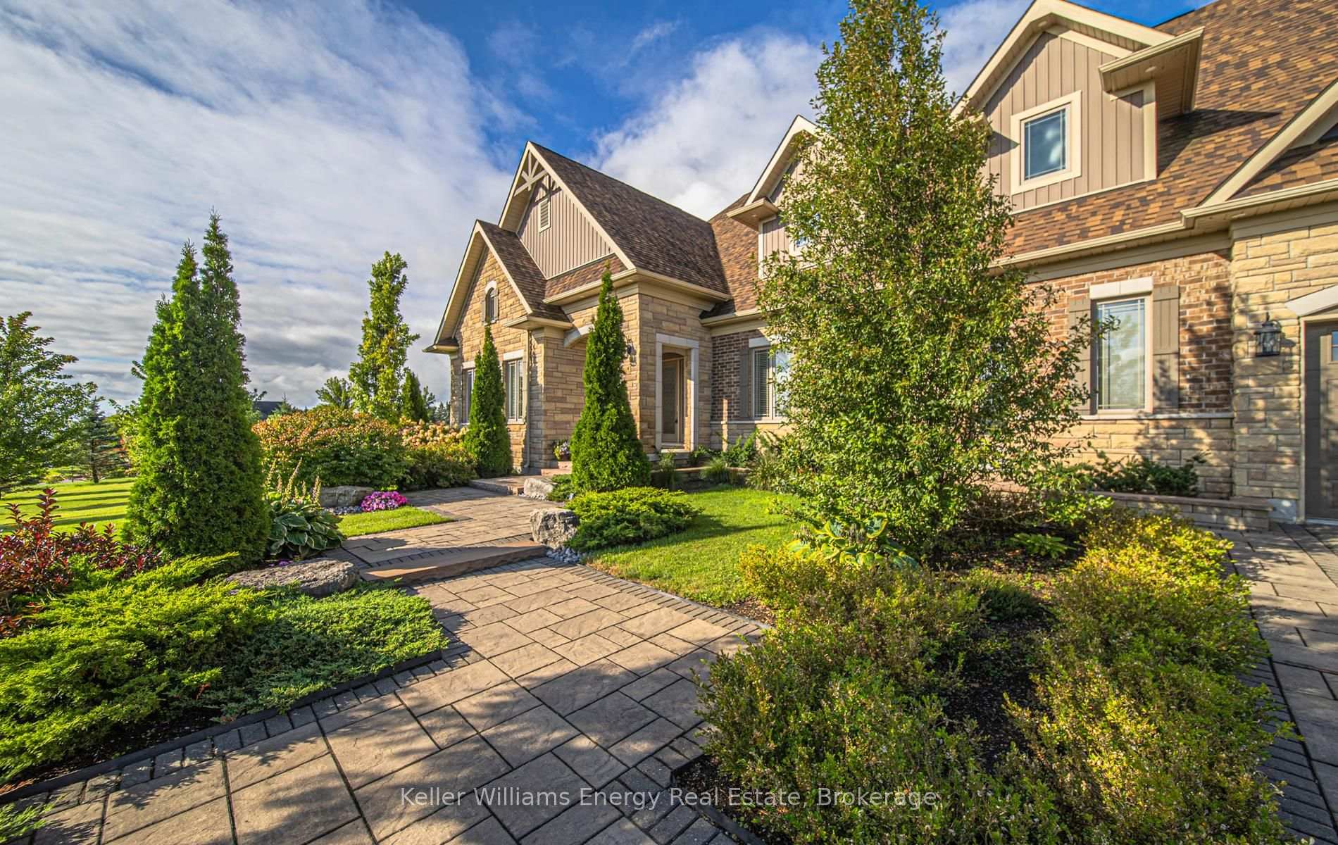 Photo 8 of 53 Lionel Byam Drive, Clarington, Rural Clarington — HOMEH