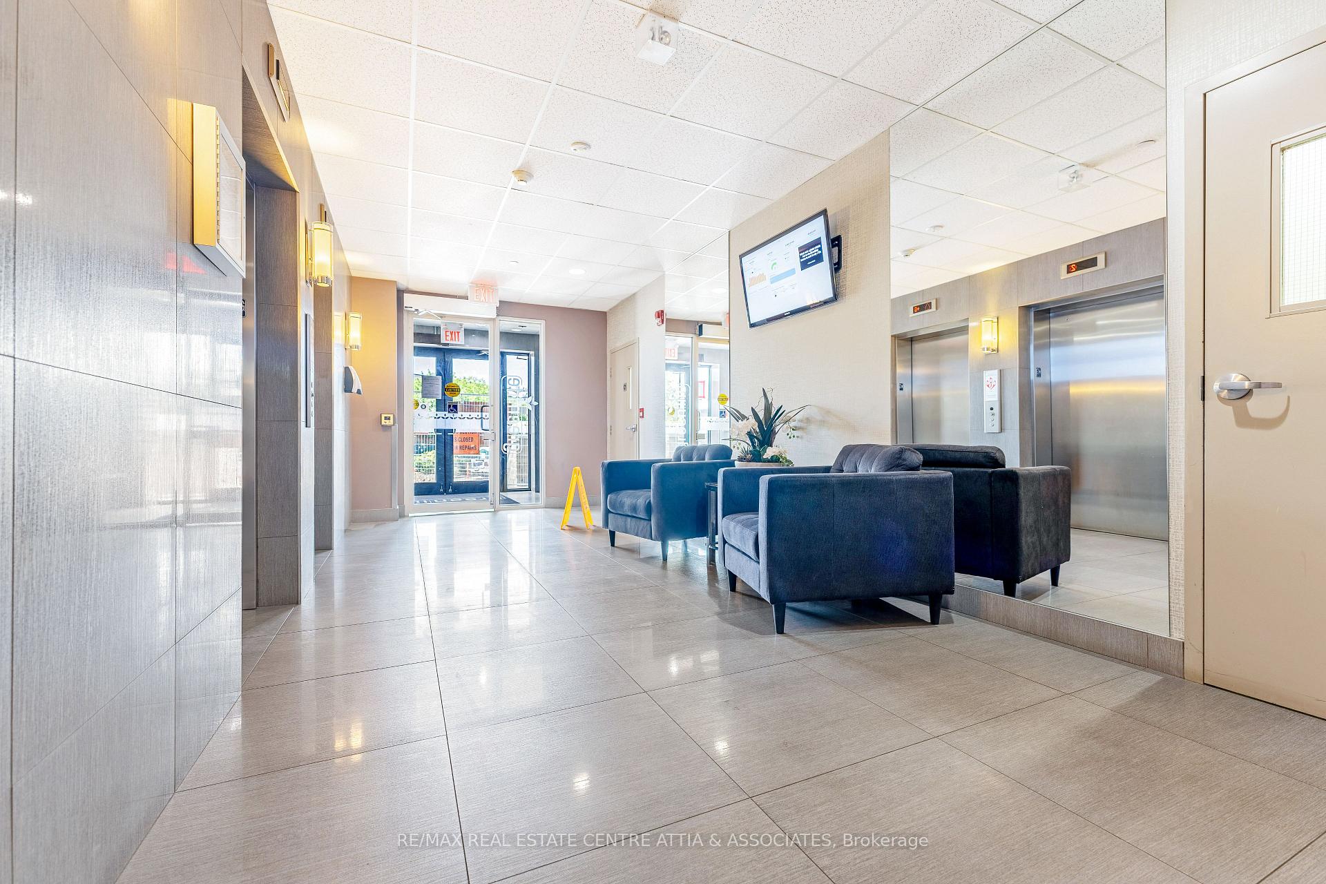 Photo 3 of Unit 521, 383 Main Street, Milton, Old Milton — HOMEH