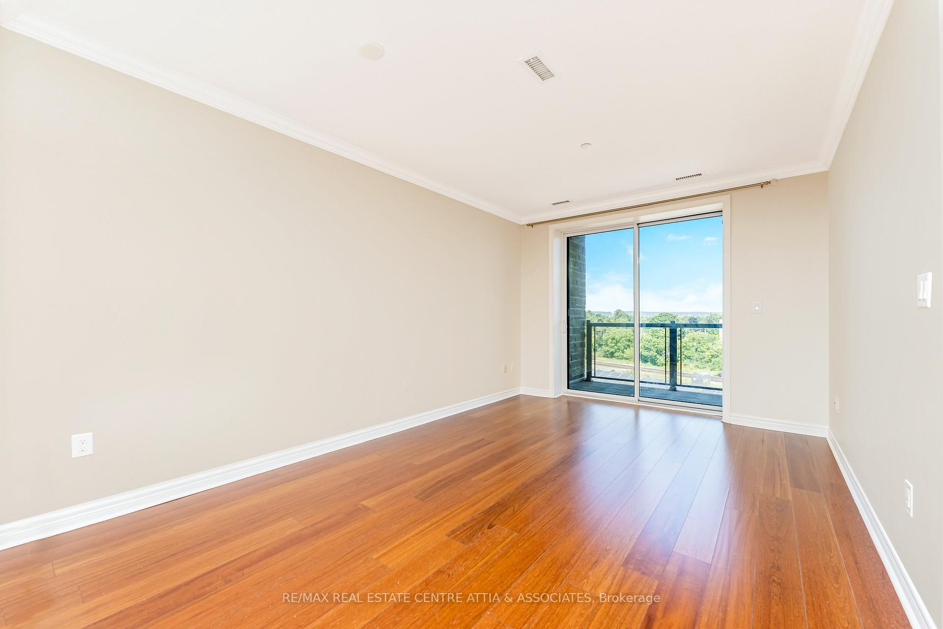 Photo 11 of Unit 521, 383 Main Street, Milton, Old Milton — HOMEH