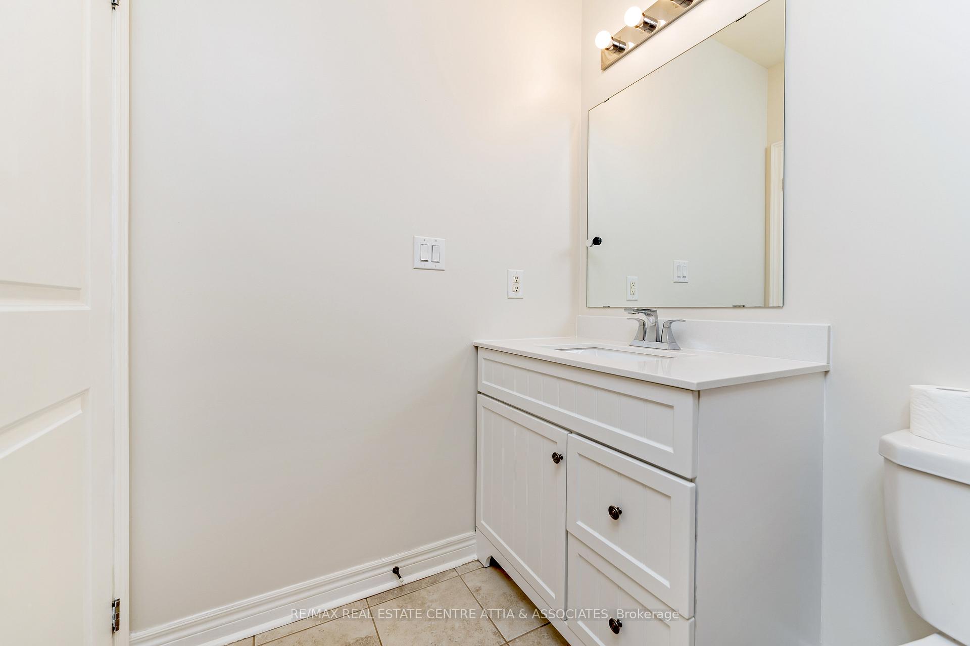 Photo 21 of Unit 521, 383 Main Street, Milton, Old Milton — HOMEH