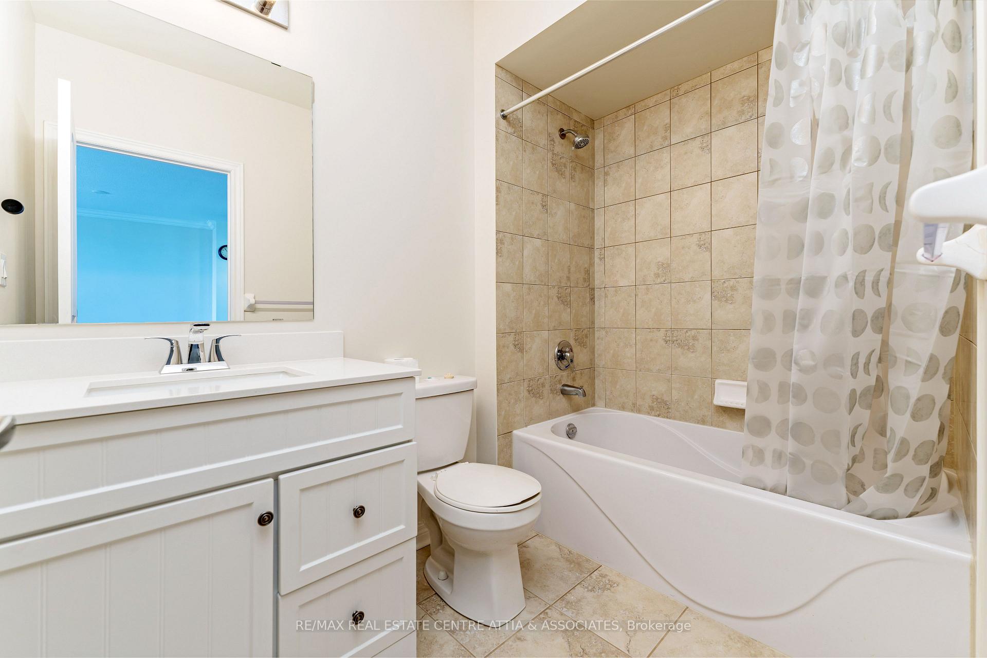 Photo 22 of Unit 521, 383 Main Street, Milton, Old Milton — HOMEH