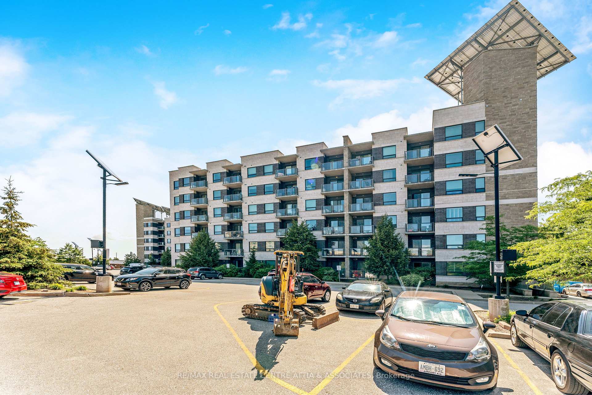 Photo 35 of Unit 521, 383 Main Street, Milton, Old Milton — HOMEH