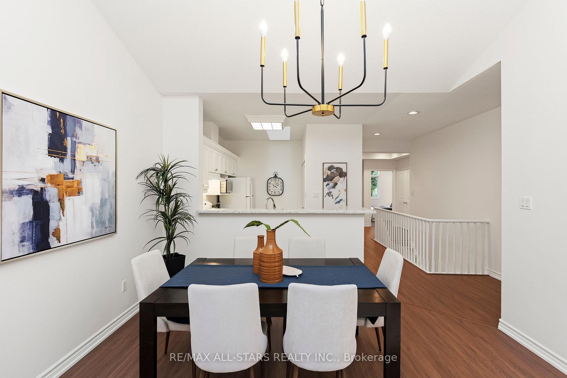 Photo 8 of 16 Kingfisher Cove Way, Markham, Greensborough — HOMEH