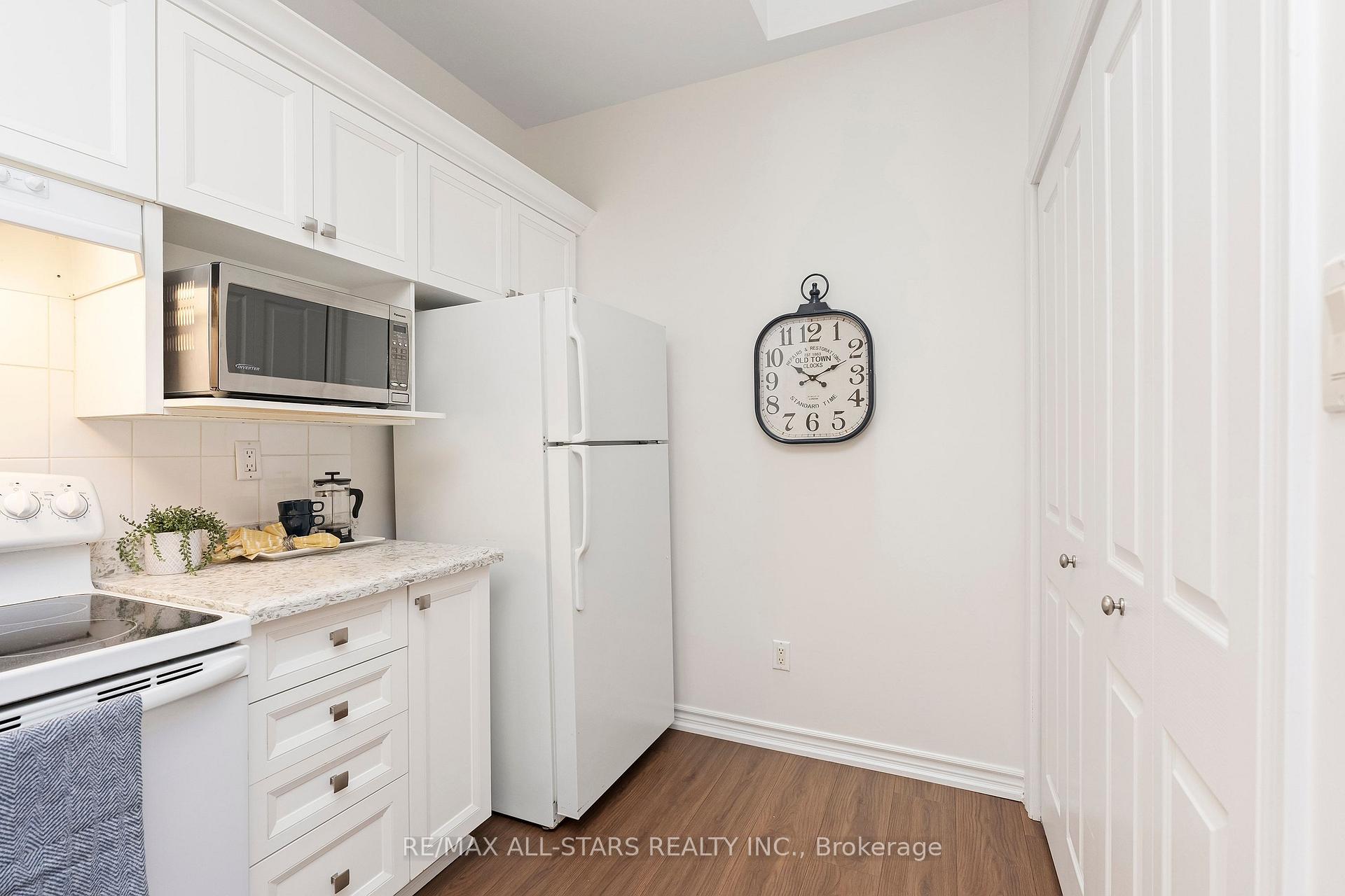 Photo 16 of 16 Kingfisher Cove Way, Markham, Greensborough — HOMEH