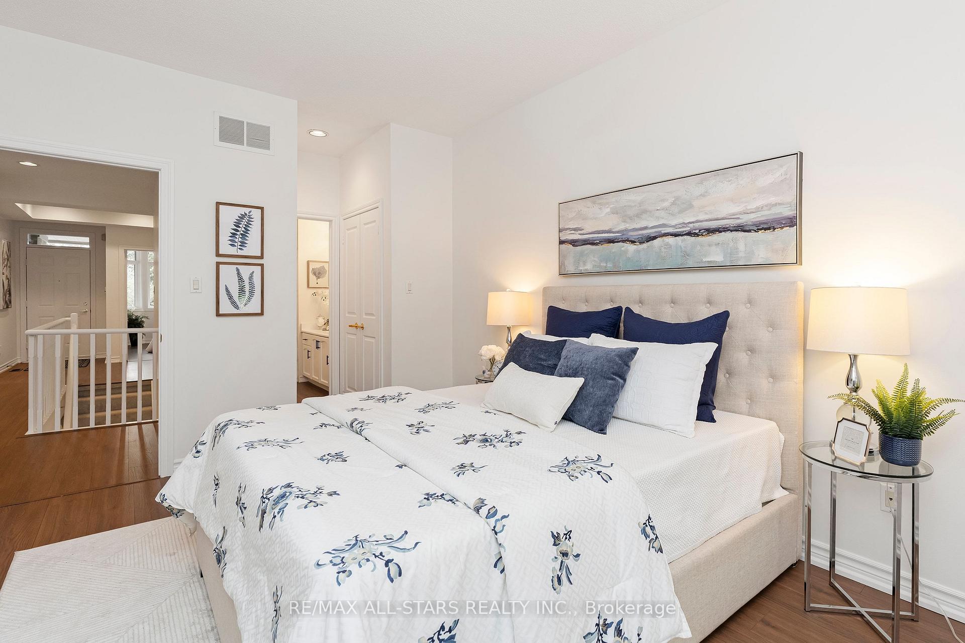 Photo 20 of 16 Kingfisher Cove Way, Markham, Greensborough — HOMEH