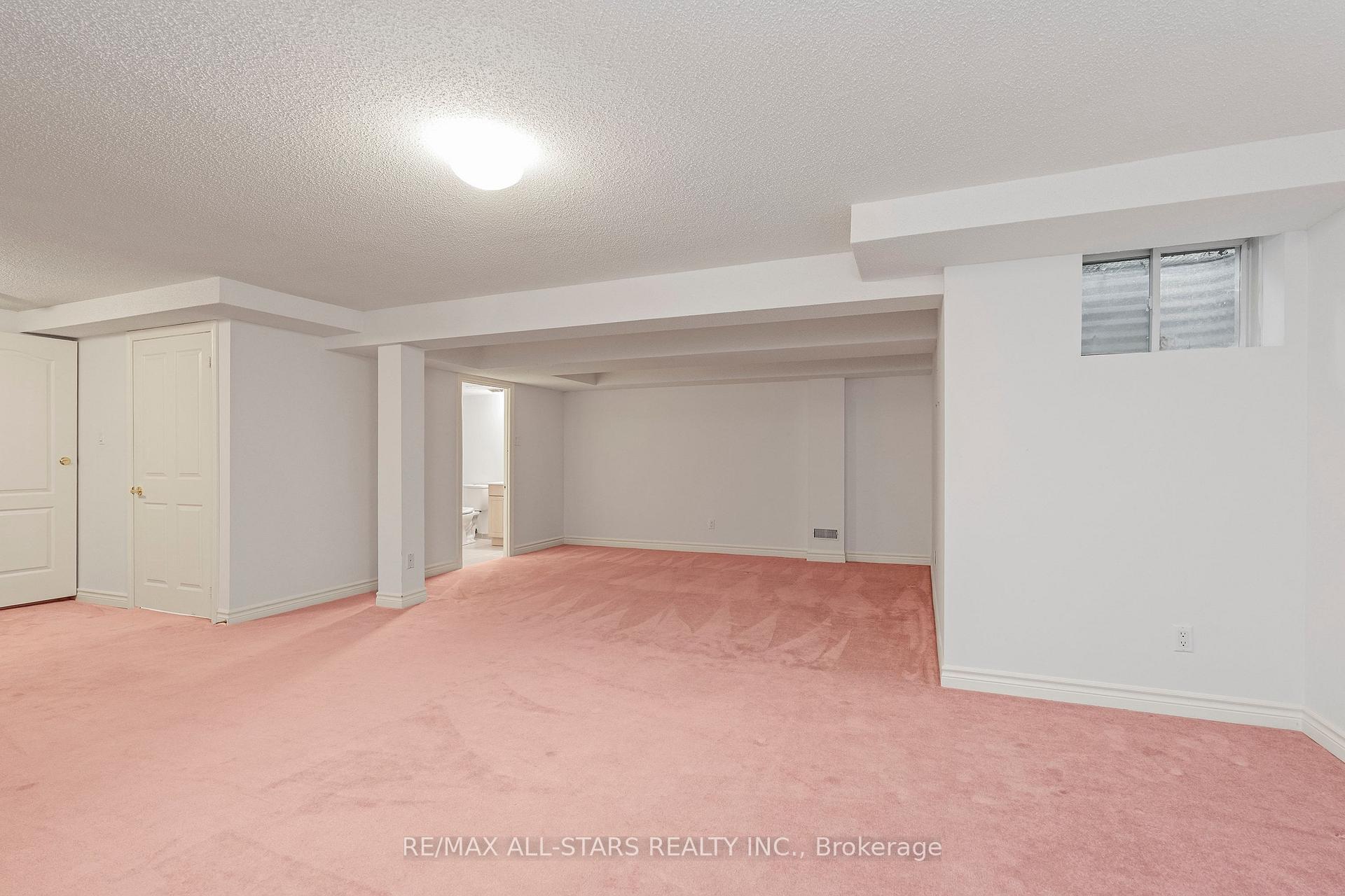 Photo 30 of 16 Kingfisher Cove Way, Markham, Greensborough — HOMEH
