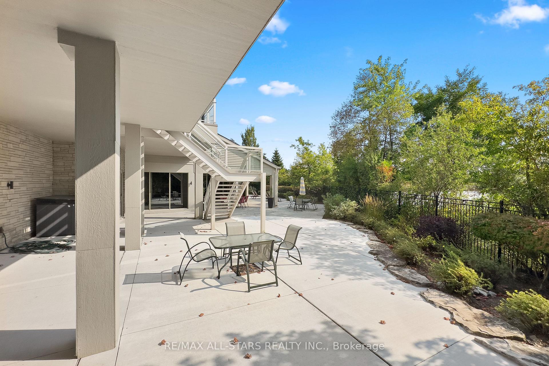 Photo 45 of 16 Kingfisher Cove Way, Markham, Greensborough — HOMEH