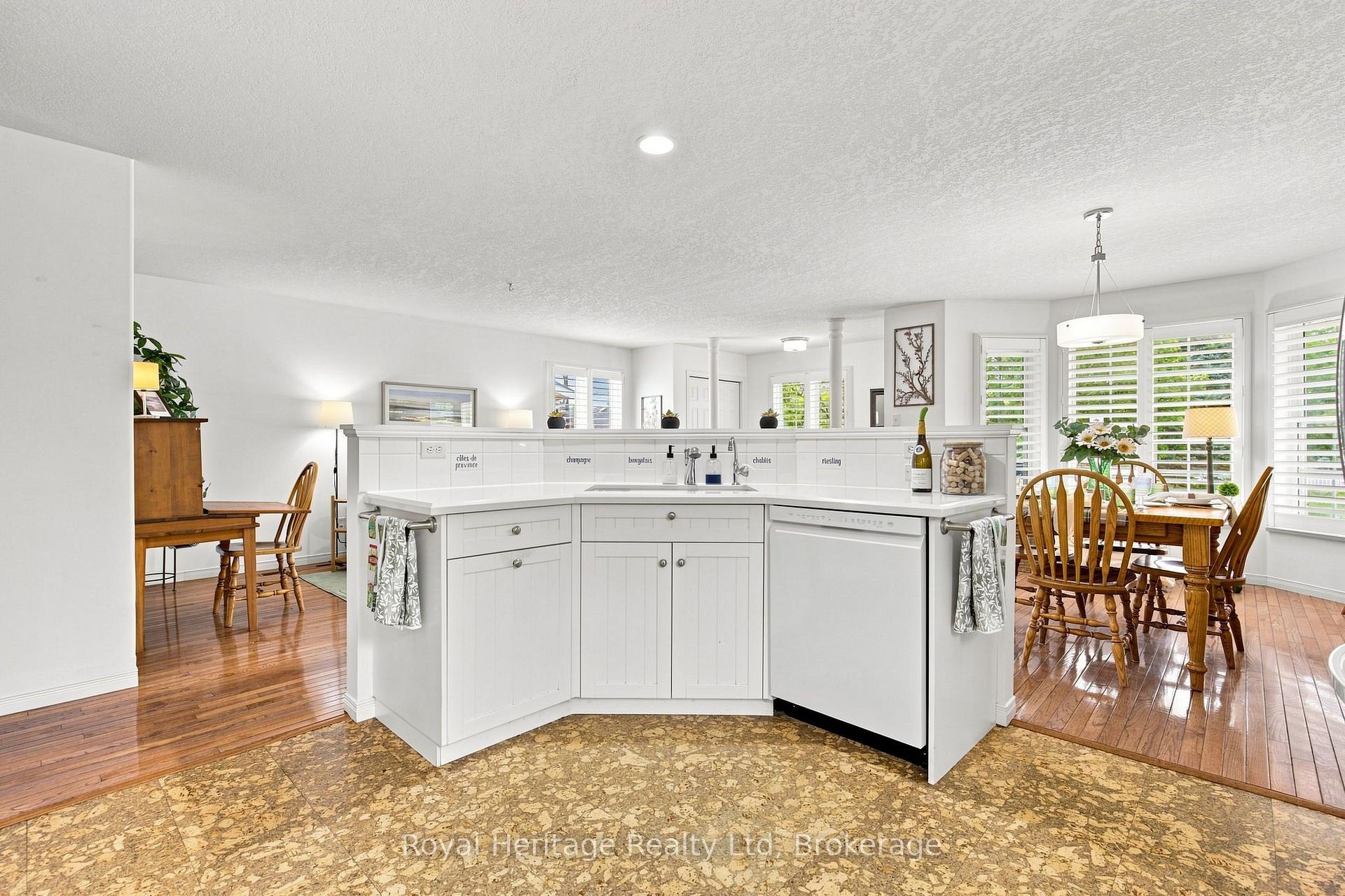 Photo 14 of Unit 8, 461 Columbia Street W, Waterloo, Upper Beechwood — HOMEH
