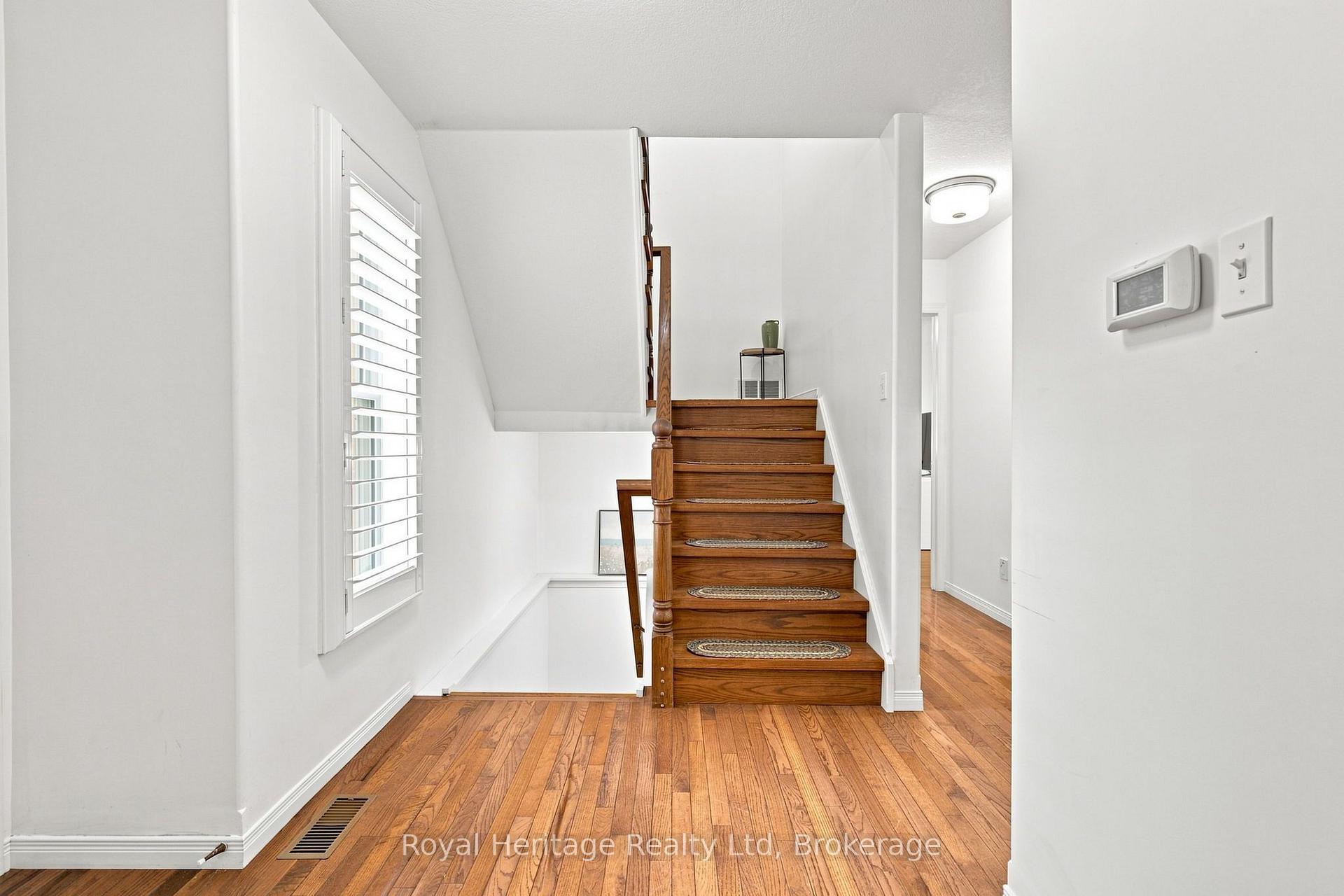 Photo 26 of Unit 8, 461 Columbia Street W, Waterloo, Upper Beechwood — HOMEH