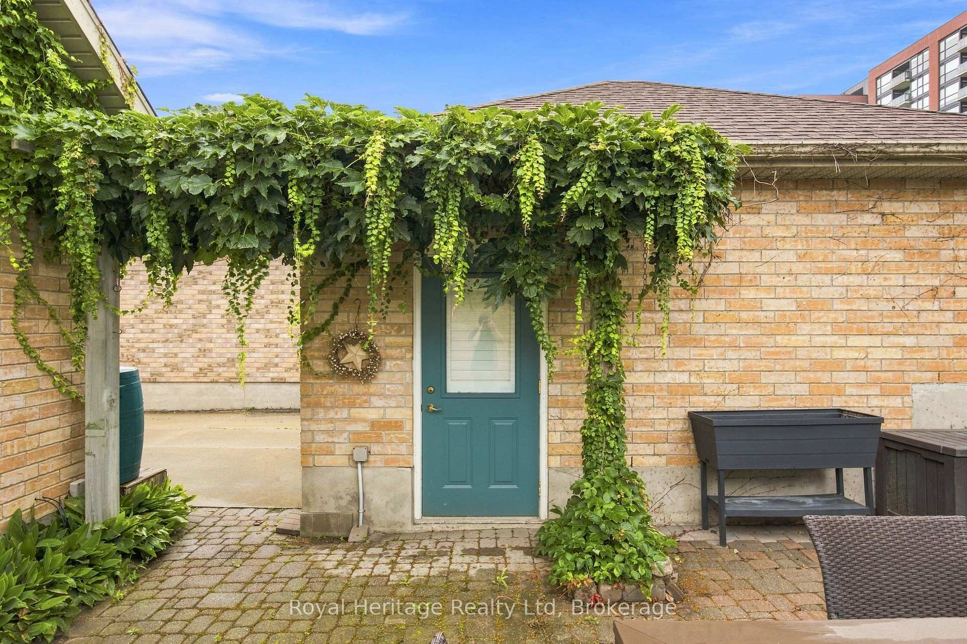 Photo 35 of Unit 8, 461 Columbia Street W, Waterloo, Upper Beechwood — HOMEH