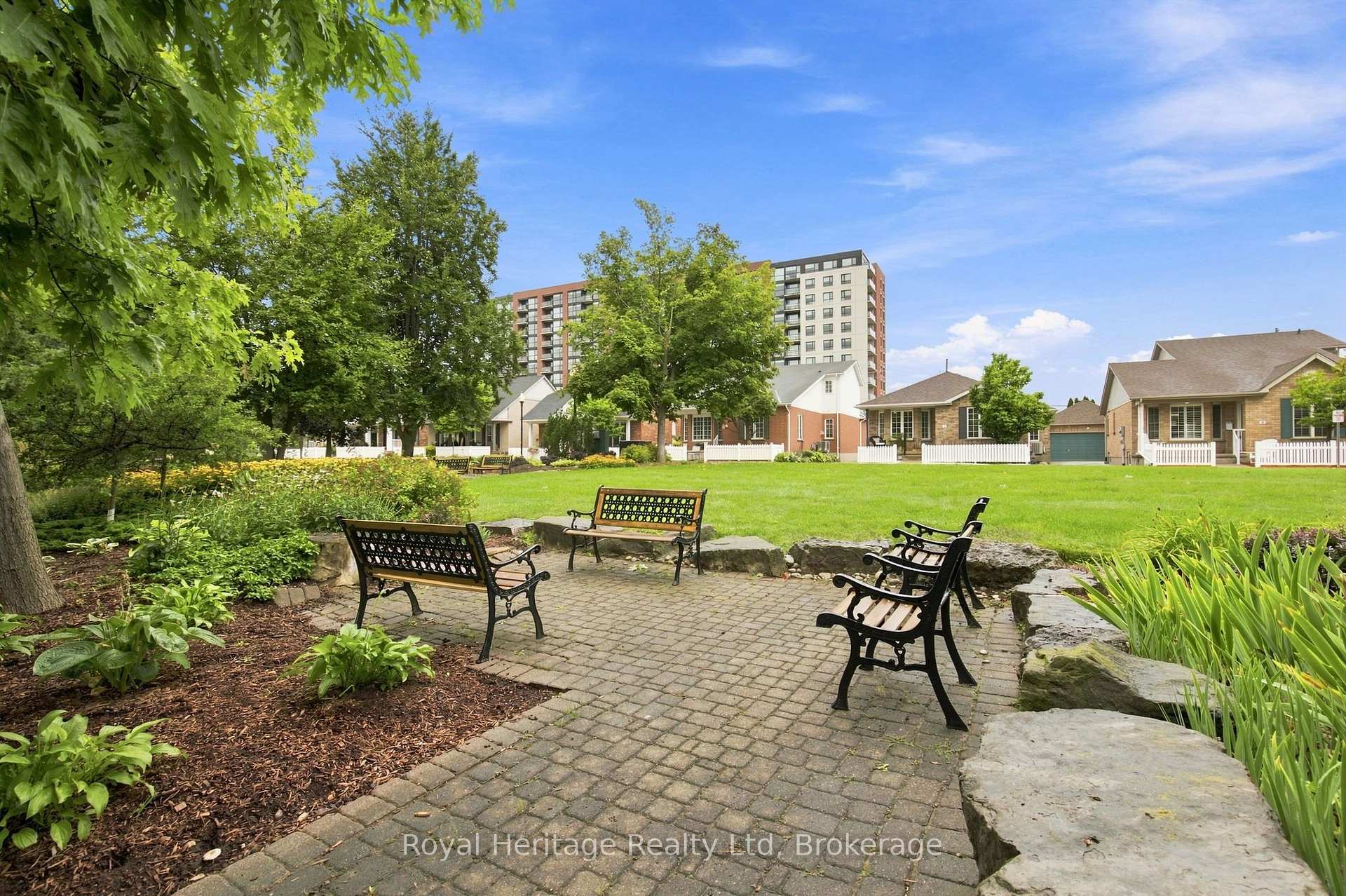 Photo 37 of Unit 8, 461 Columbia Street W, Waterloo, Upper Beechwood — HOMEH