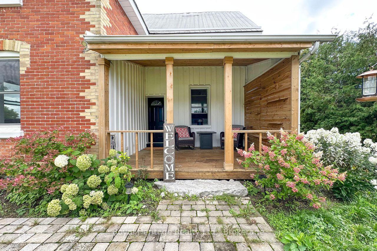 Photo 3 of 49 King Street, Kawartha Lakes, Woodville — HOMEH