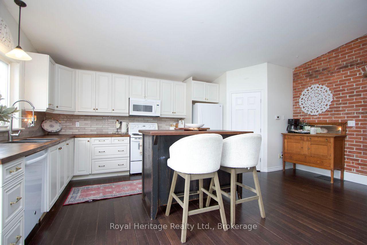 Photo 9 of 49 King Street, Kawartha Lakes, Woodville — HOMEH