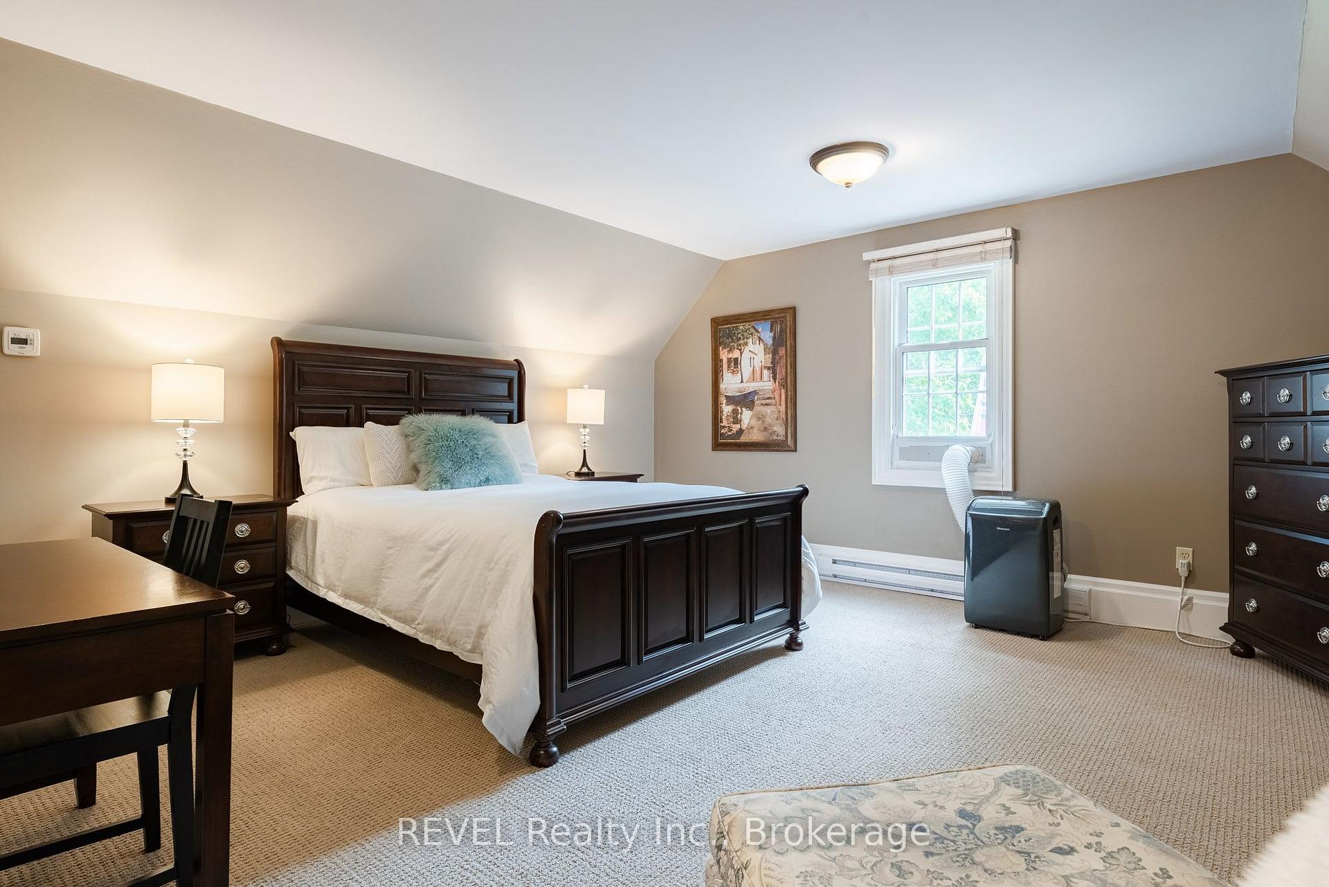 Photo 35 of 34 Lorimer Street, Pelham, Fonthill — HOMEH