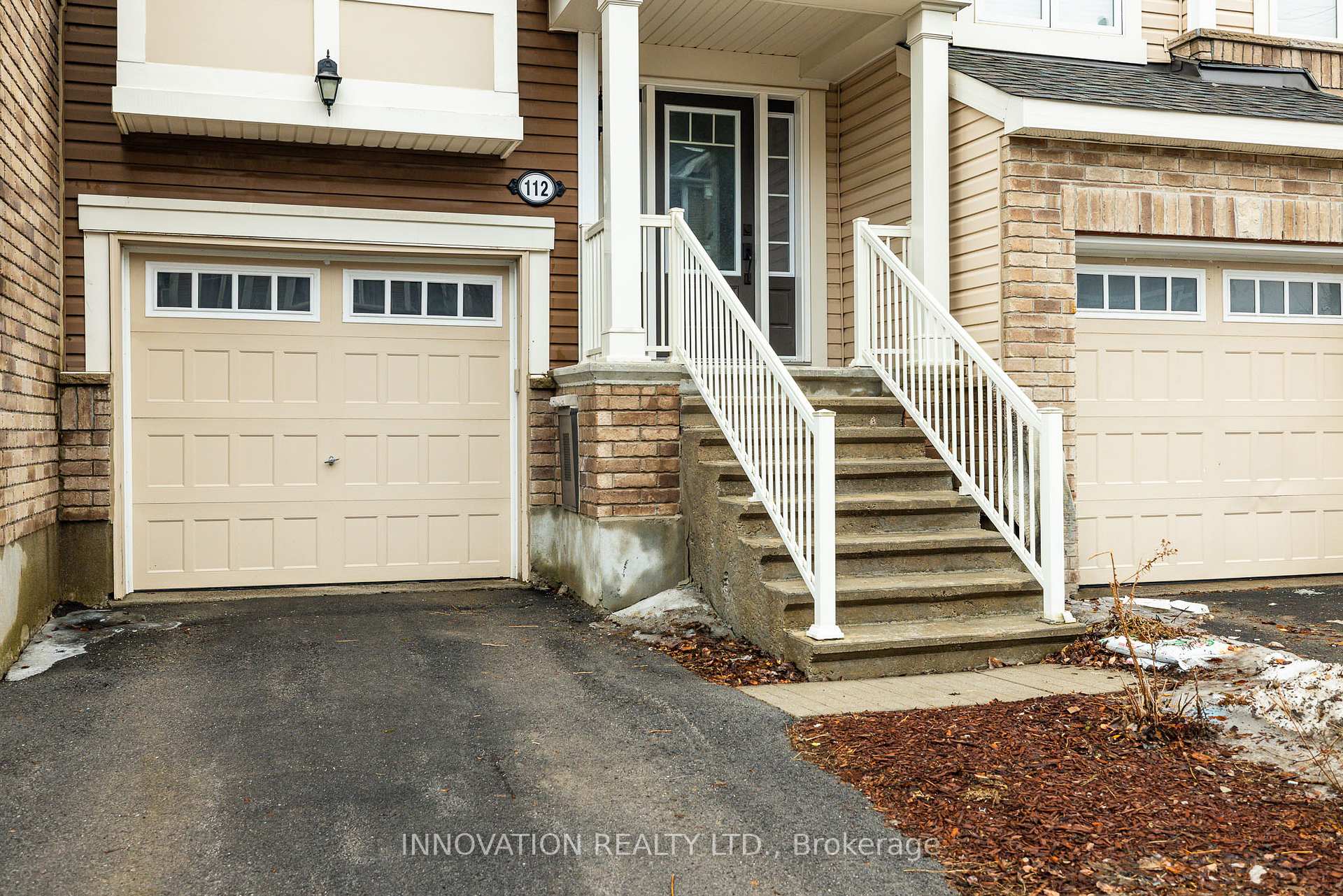 Photo 2 of 112 Gelderland Private, Ottawa, Kanata - Emerald Meadows/Trailwest — HOMEH