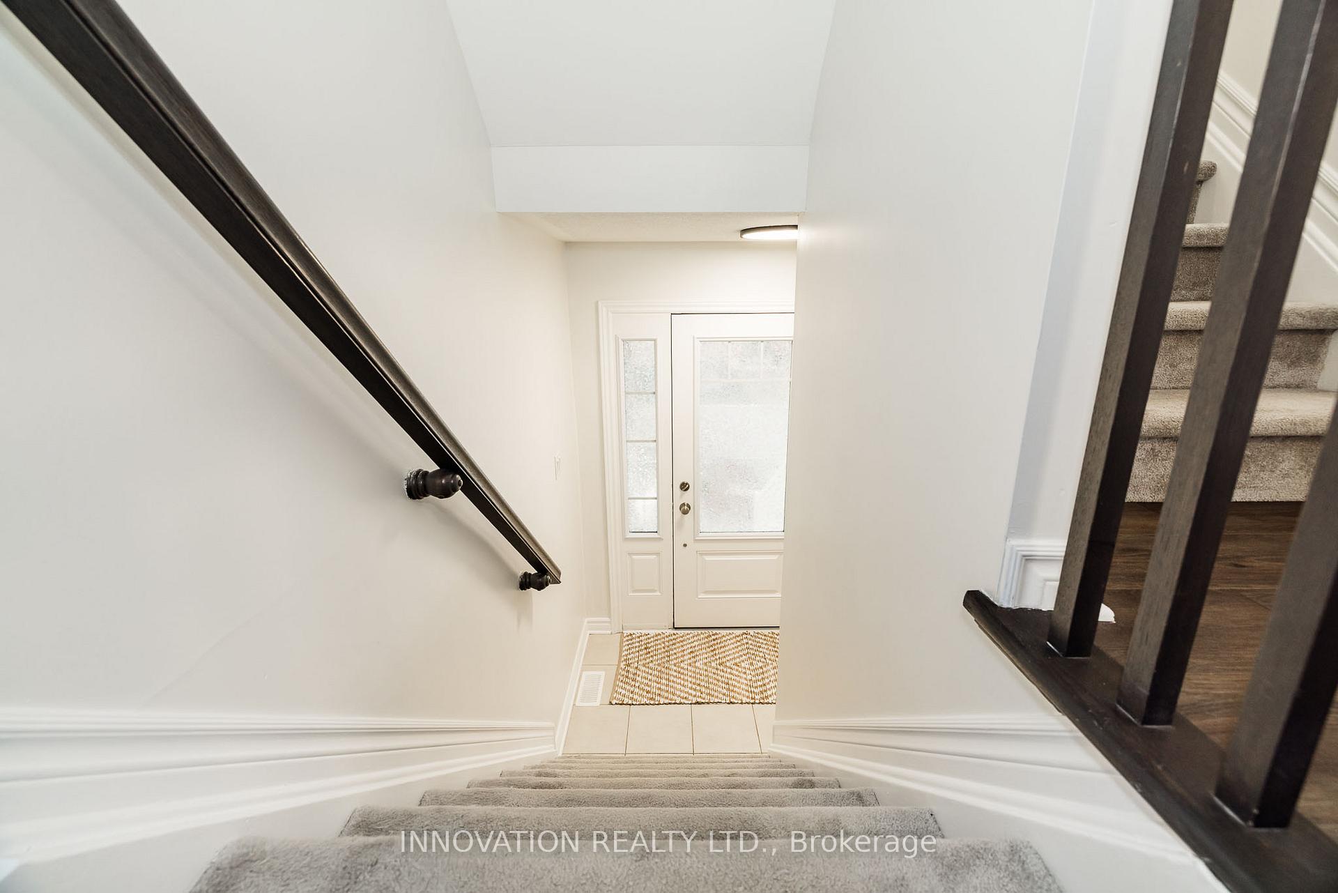 Photo 6 of 112 Gelderland Private, Ottawa, Kanata - Emerald Meadows/Trailwest — HOMEH