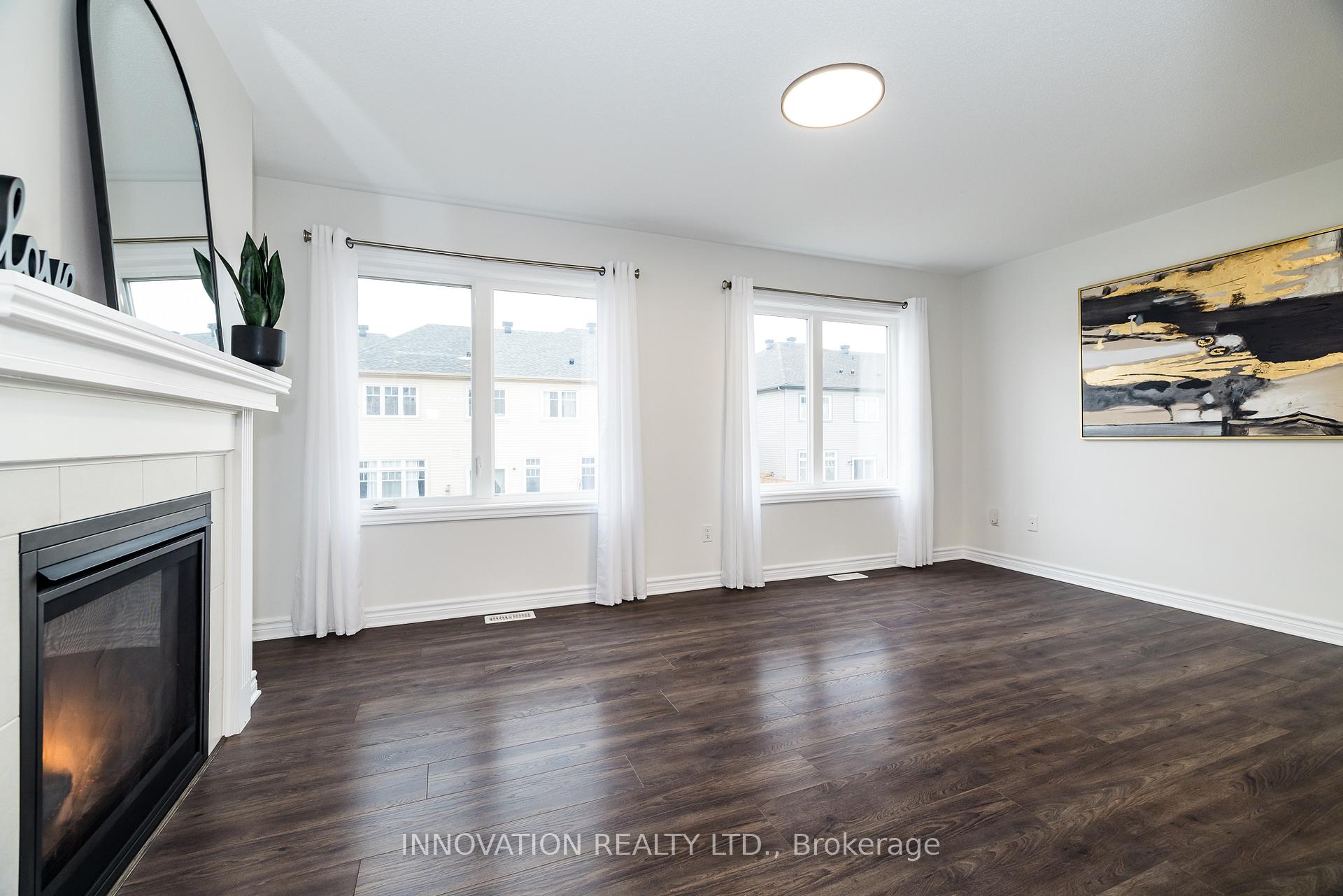 Photo 9 of 112 Gelderland Private, Ottawa, Kanata - Emerald Meadows/Trailwest — HOMEH
