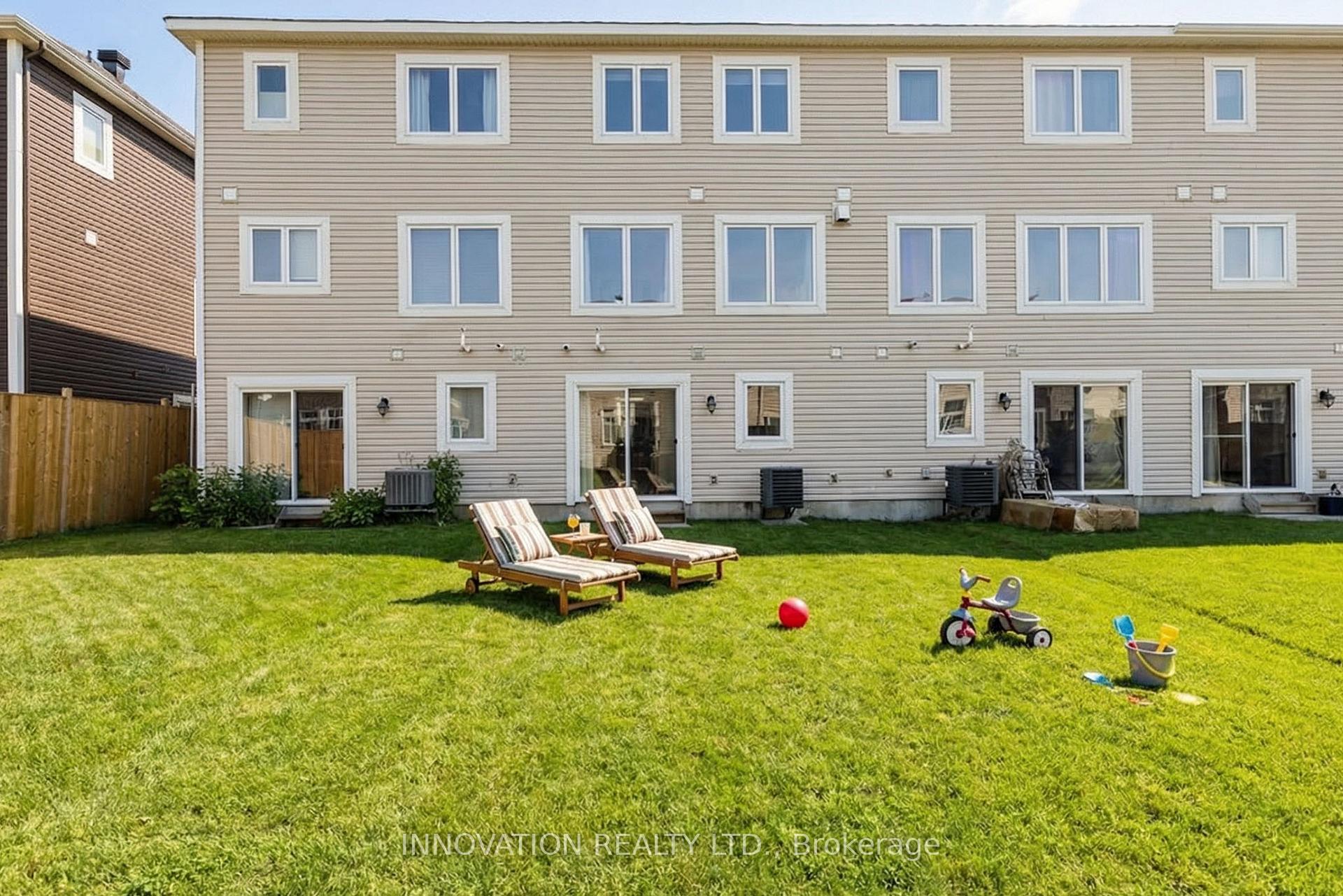 Photo 42 of 112 Gelderland Private, Ottawa, Kanata - Emerald Meadows/Trailwest — HOMEH