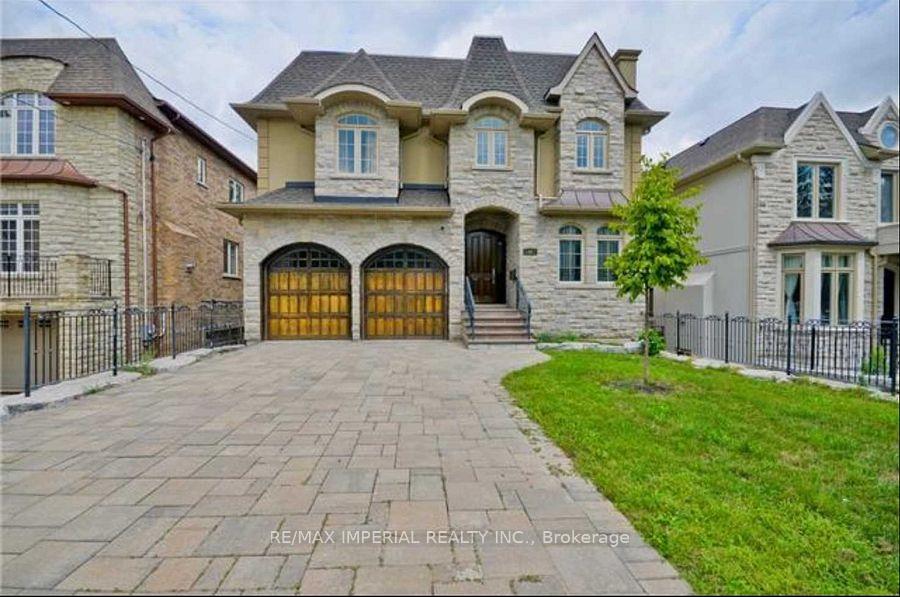 Photo 2 of 82 Woodward Avenue, Markham, Grandview — HOMEH