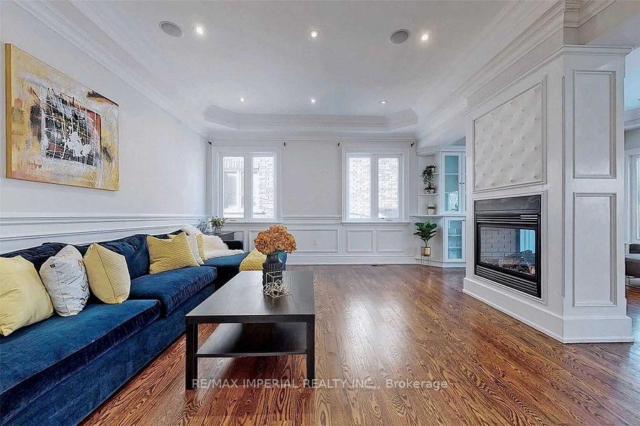 Photo 13 of 82 Woodward Avenue, Markham, Grandview — HOMEH