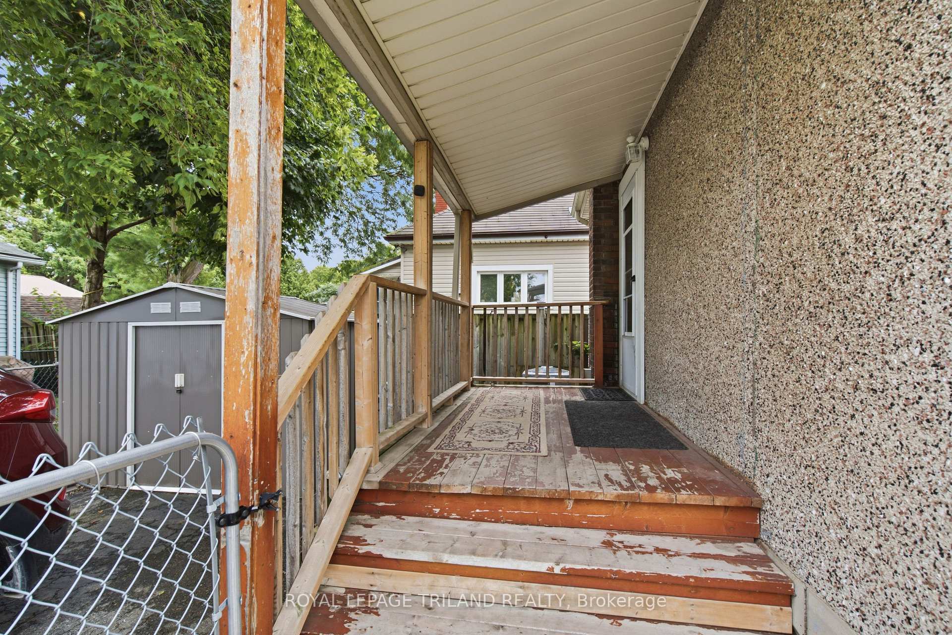 Photo 20 of 132 Oak Street, London, East M — HOMEH