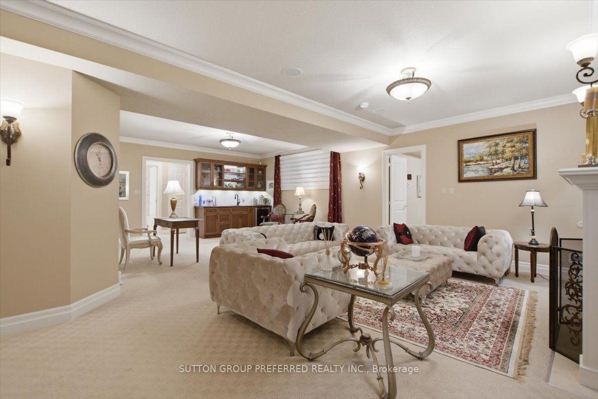 Photo 34 of Unit 63, 725 Eagletrace Drive, London, North R — HOMEH