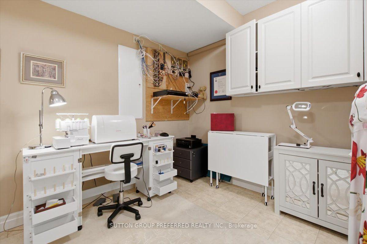 Photo 43 of Unit 63, 725 Eagletrace Drive, London, North R — HOMEH