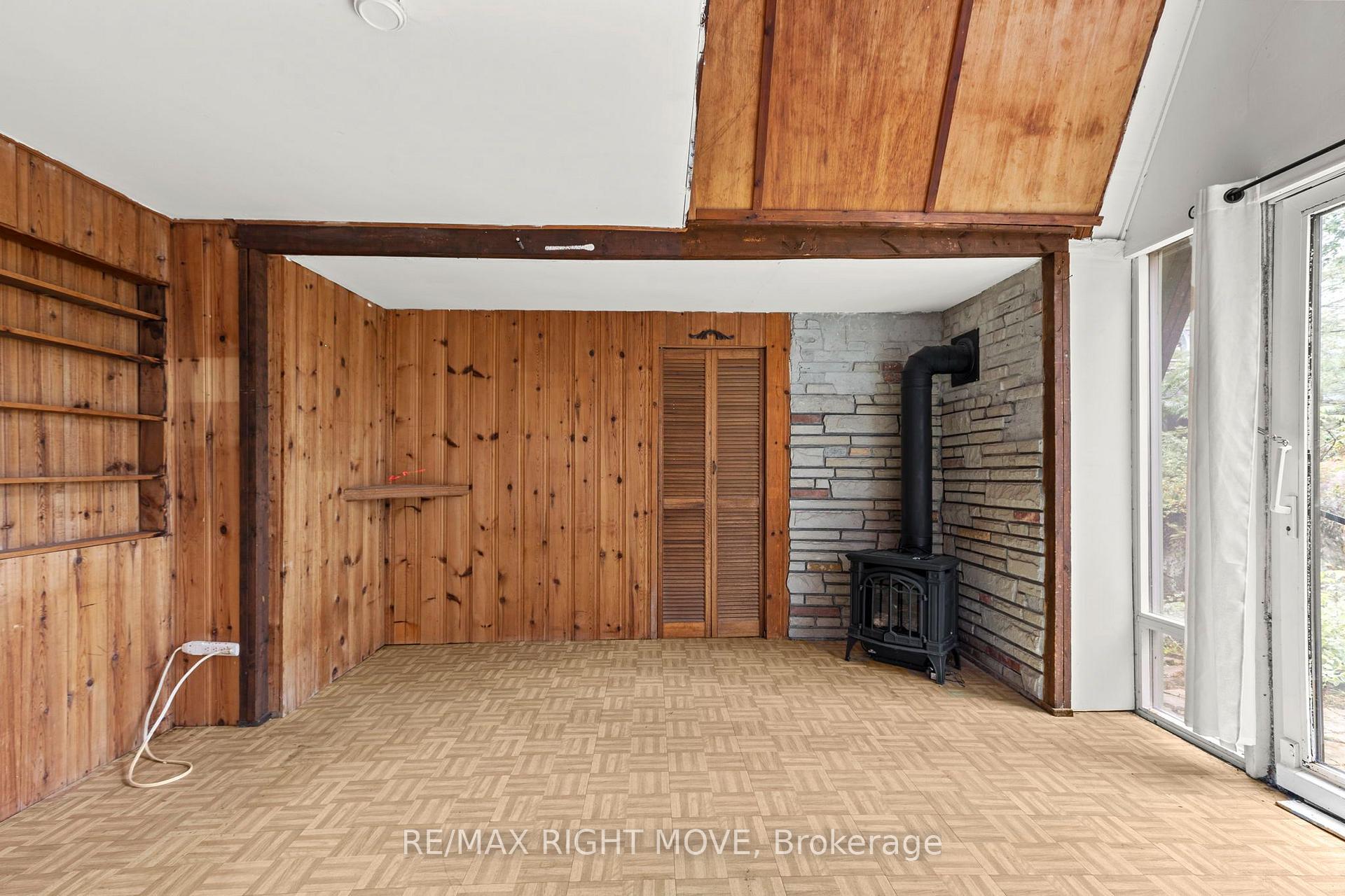 Photo 10 of Unit 1, 1041 1700 Road, Gravenhurst, Morrison — HOMEH